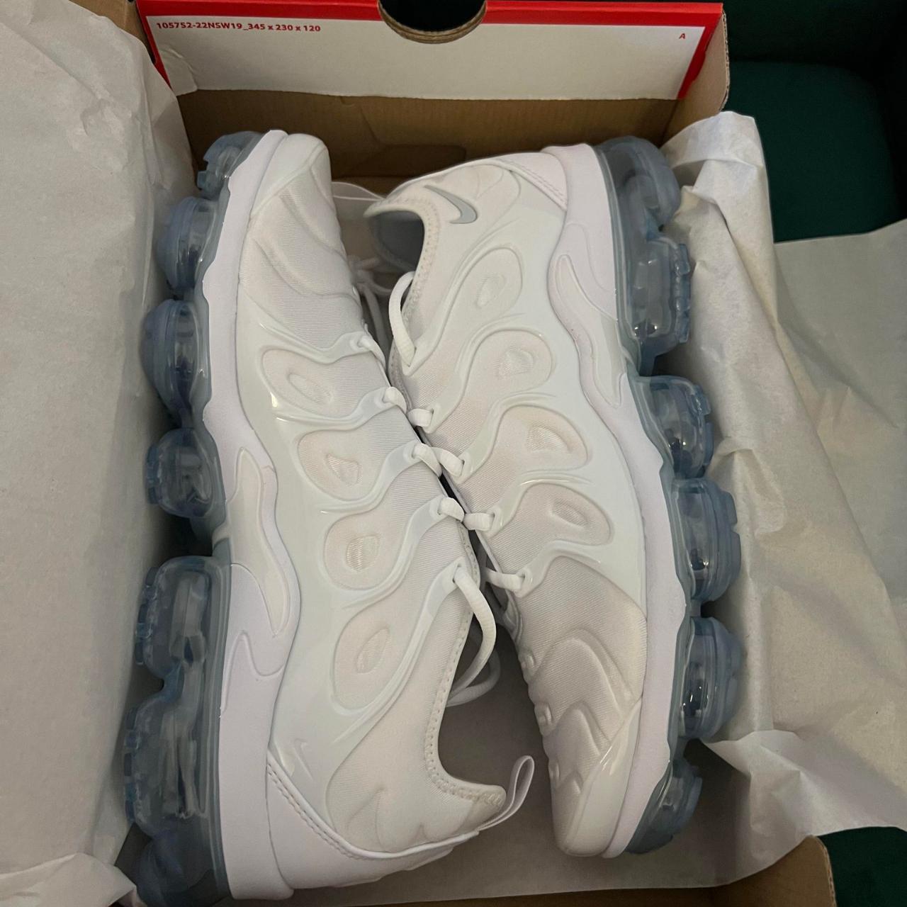 Vapormax plus hot sale size 10