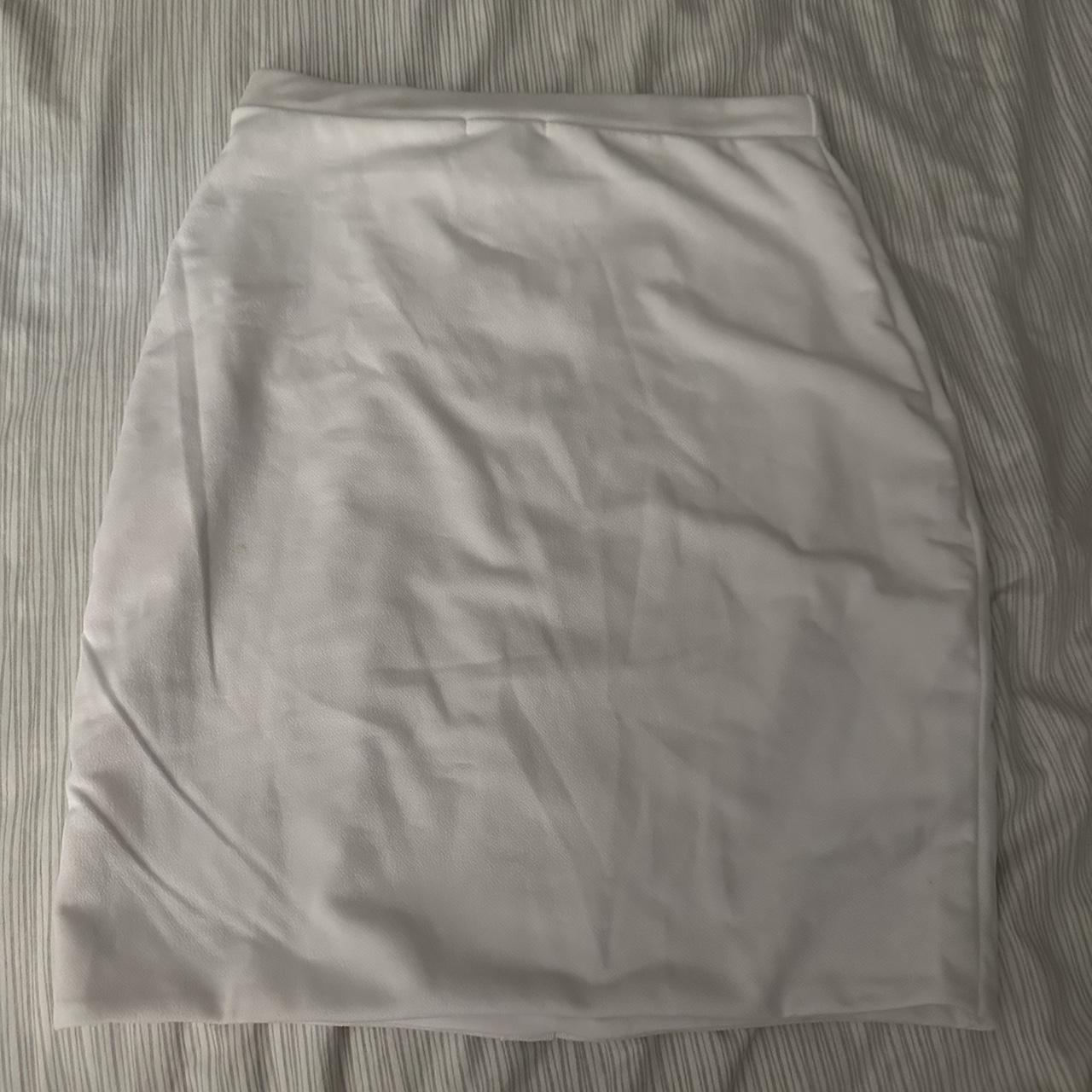 Women's White Skirt (3)