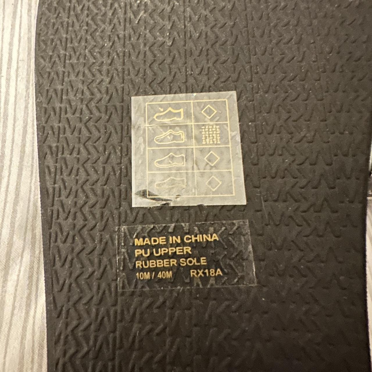 Michael Kors Women's Silver and Black Slides (3)