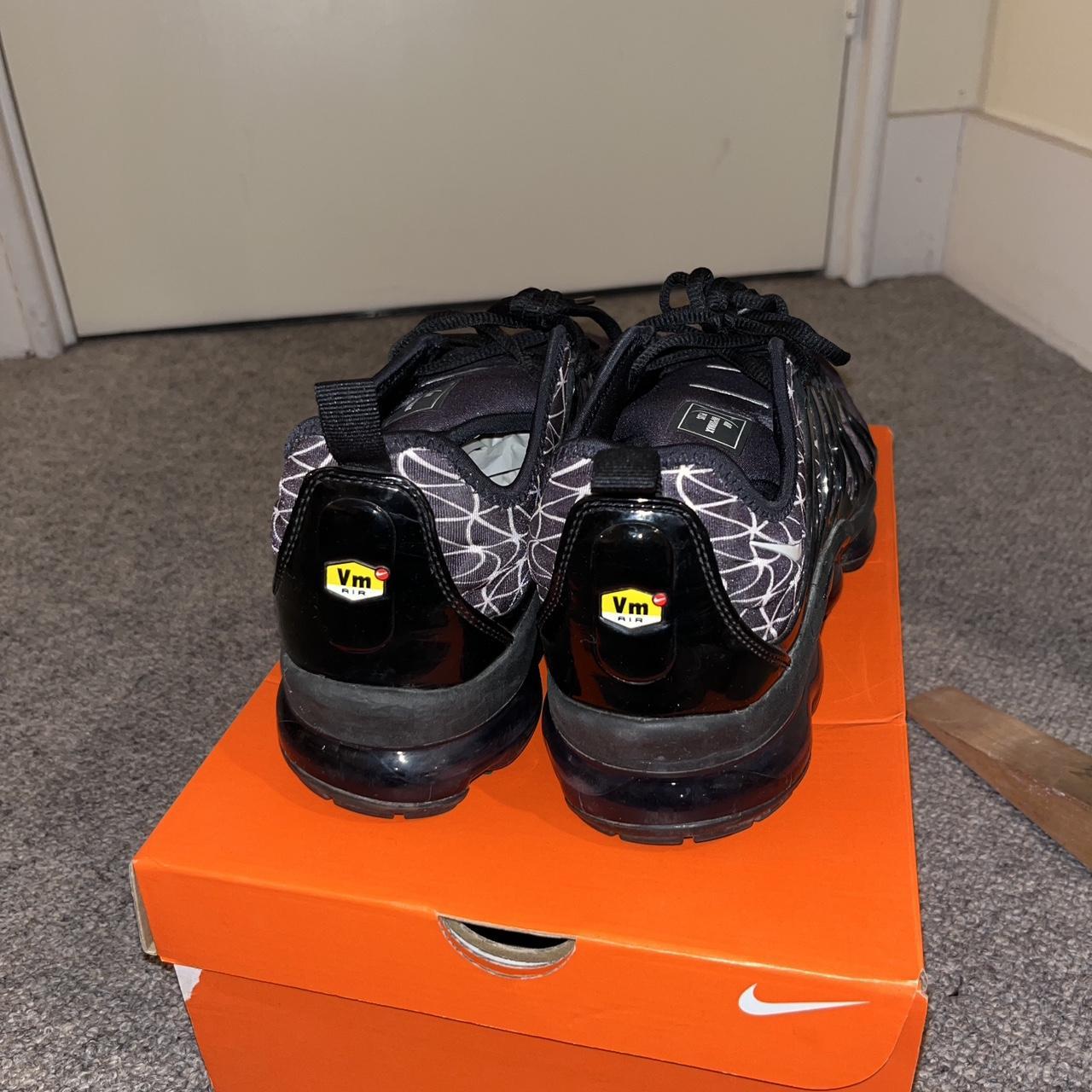 vapormax plus size 10