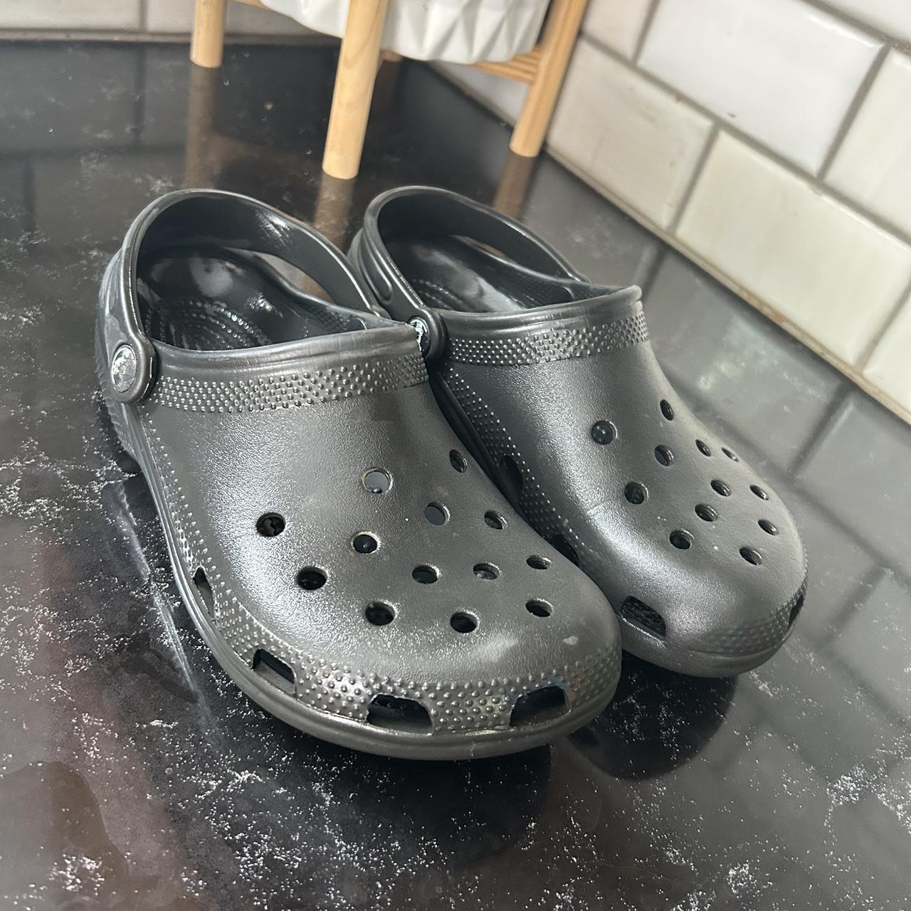 mens black crocs size 10