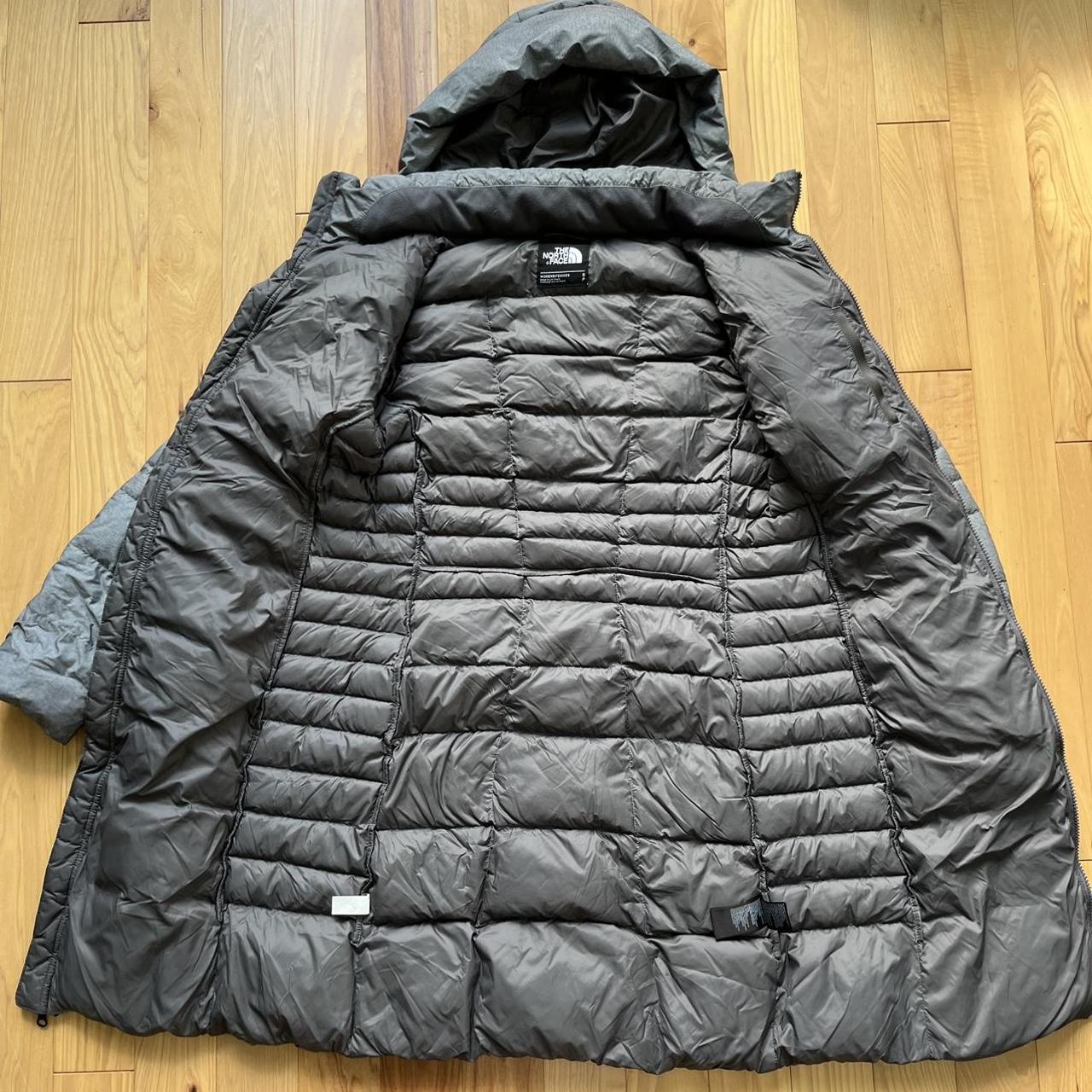 North Face Grey Woman’s Puffer Jacket With Removable... - Depop