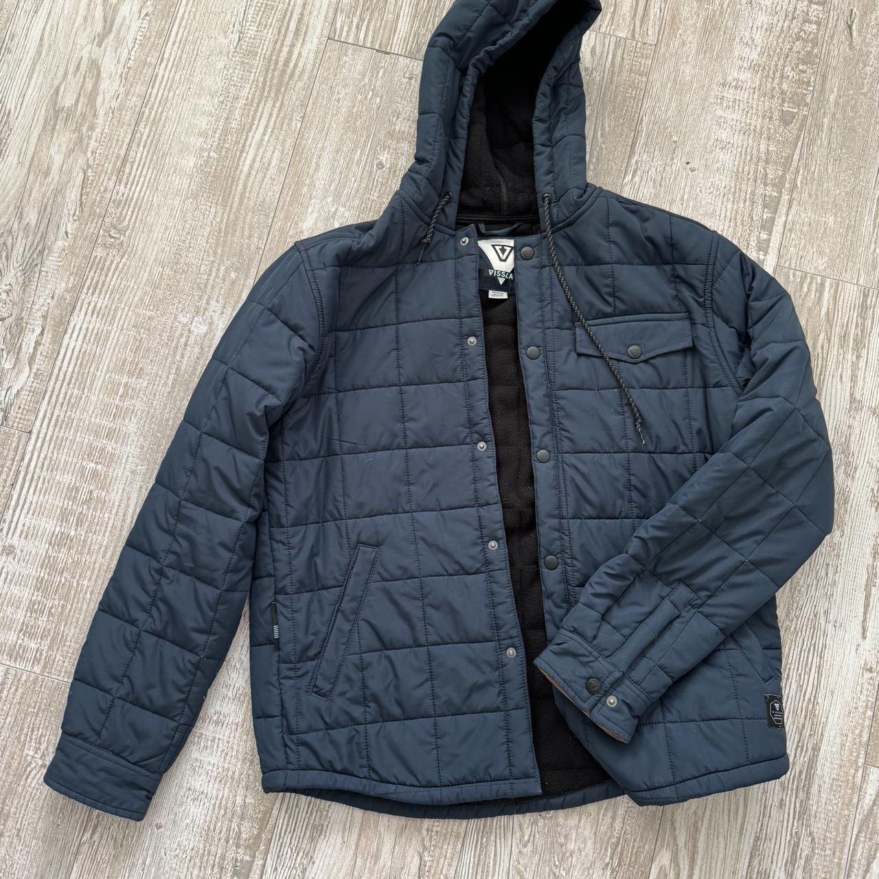 vissla jacket in great condition and very warm - Depop