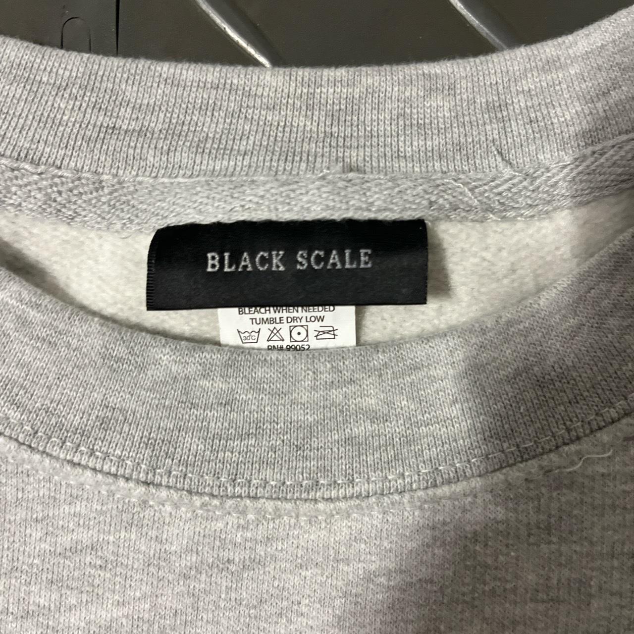 Black Scale Men's Grey Sweatshirt (2)