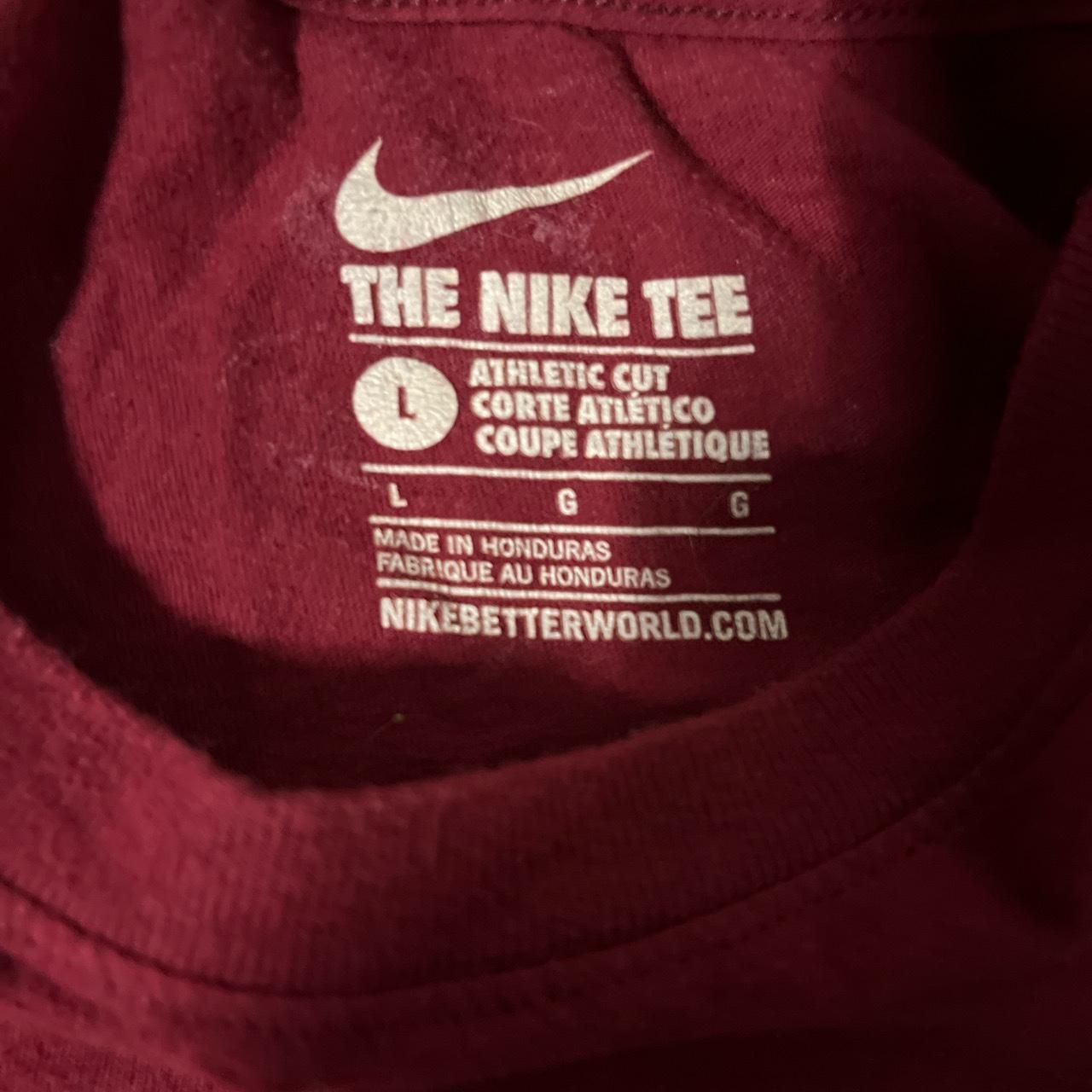 mens burgundy nike t shirt