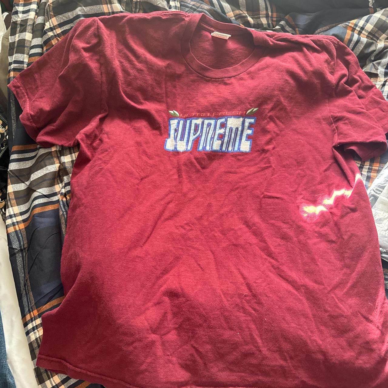 supreme x colgate FW21 Tee a little cracking but its