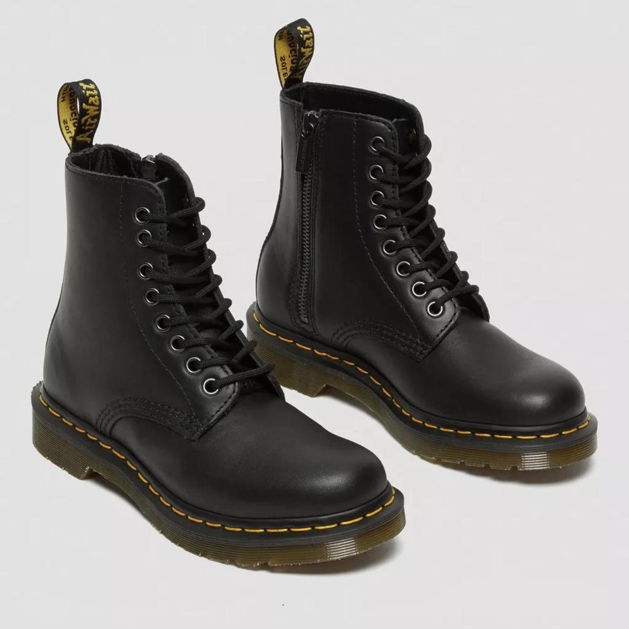 Black 1460 pascal zip boots best sale