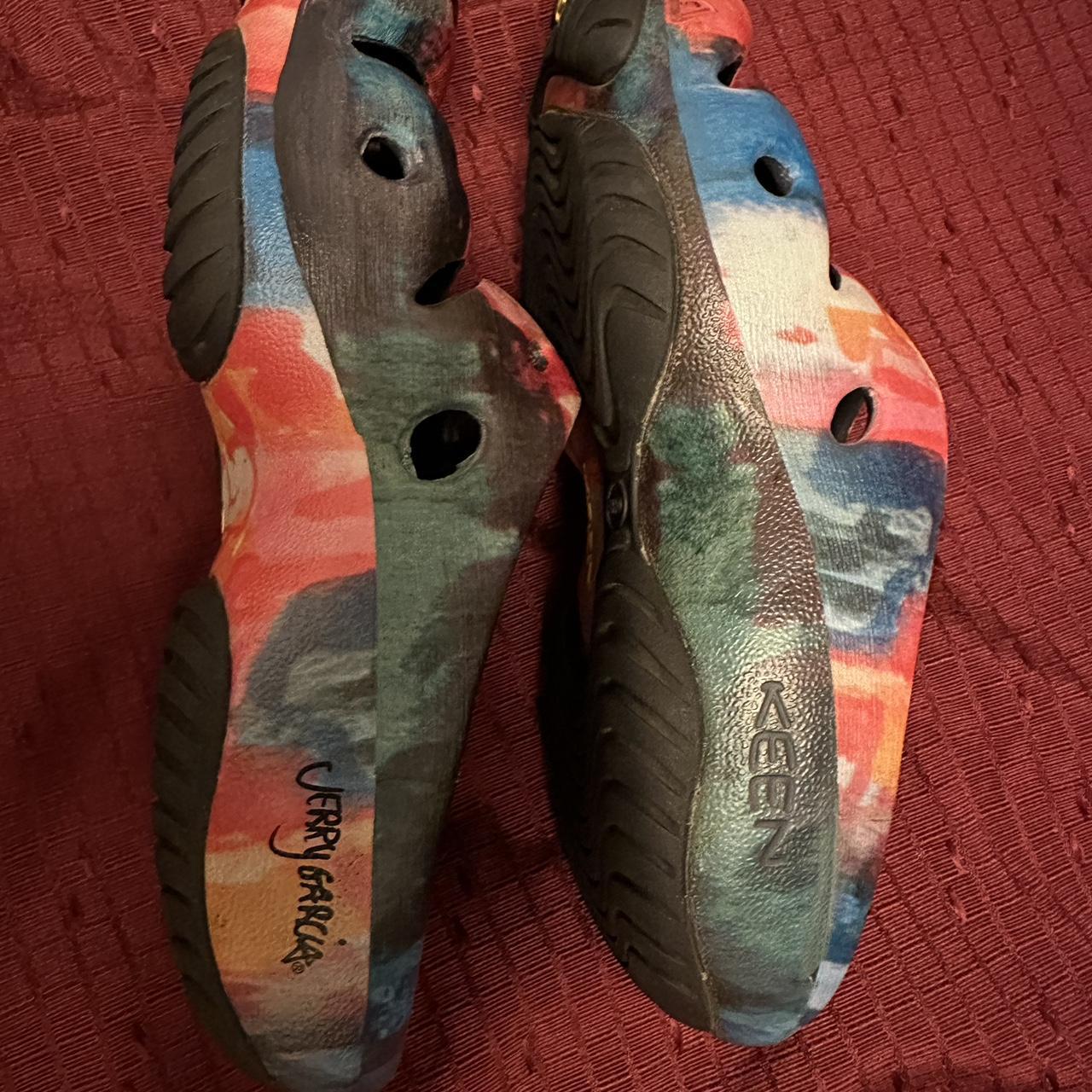 Keen x Jerry Garcia Yogui Men’s Slide/Clogs Tie Dye.... - Depop