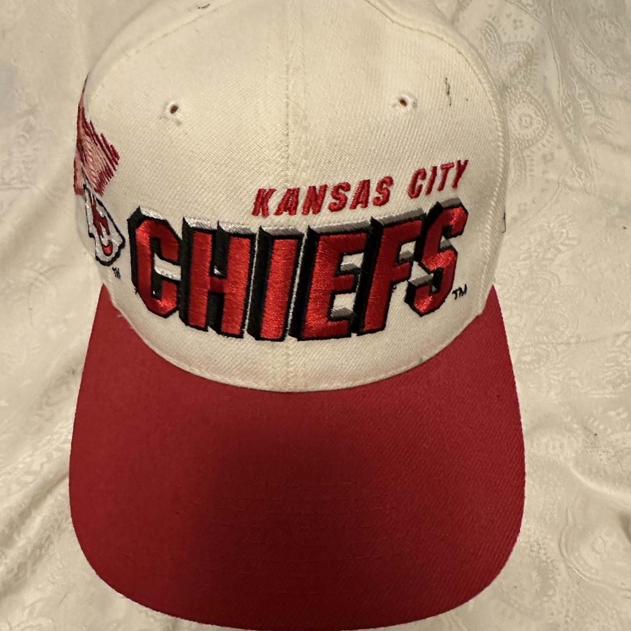 Vintage Kansas City Chiefs sports store specialties shadow pro line snap back hat cap