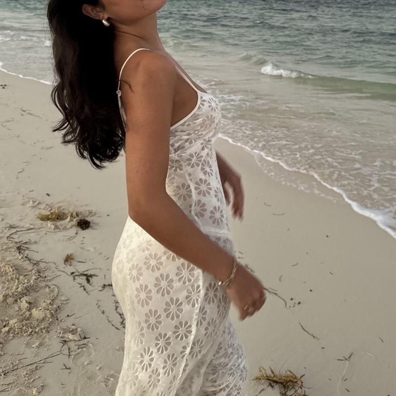 MEDI WAVE PATTERN SHEER DRESS MEDI WAVE PATTERN SHEER DRESS M MEDI