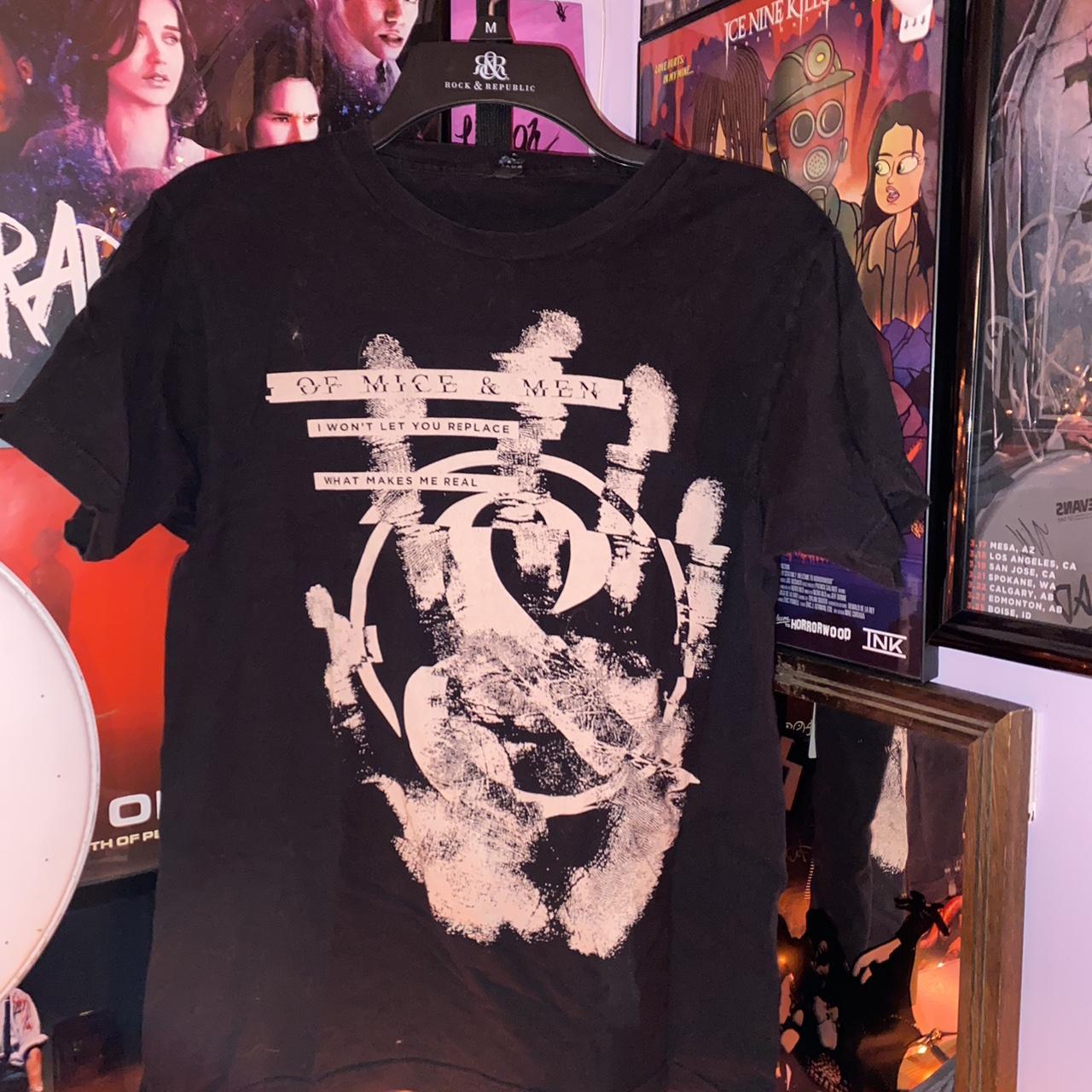 item listed by askingalexandria