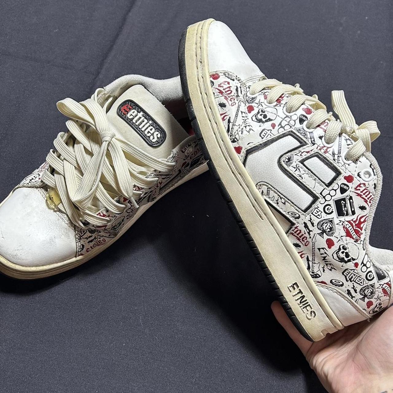 90s etnies shoes
