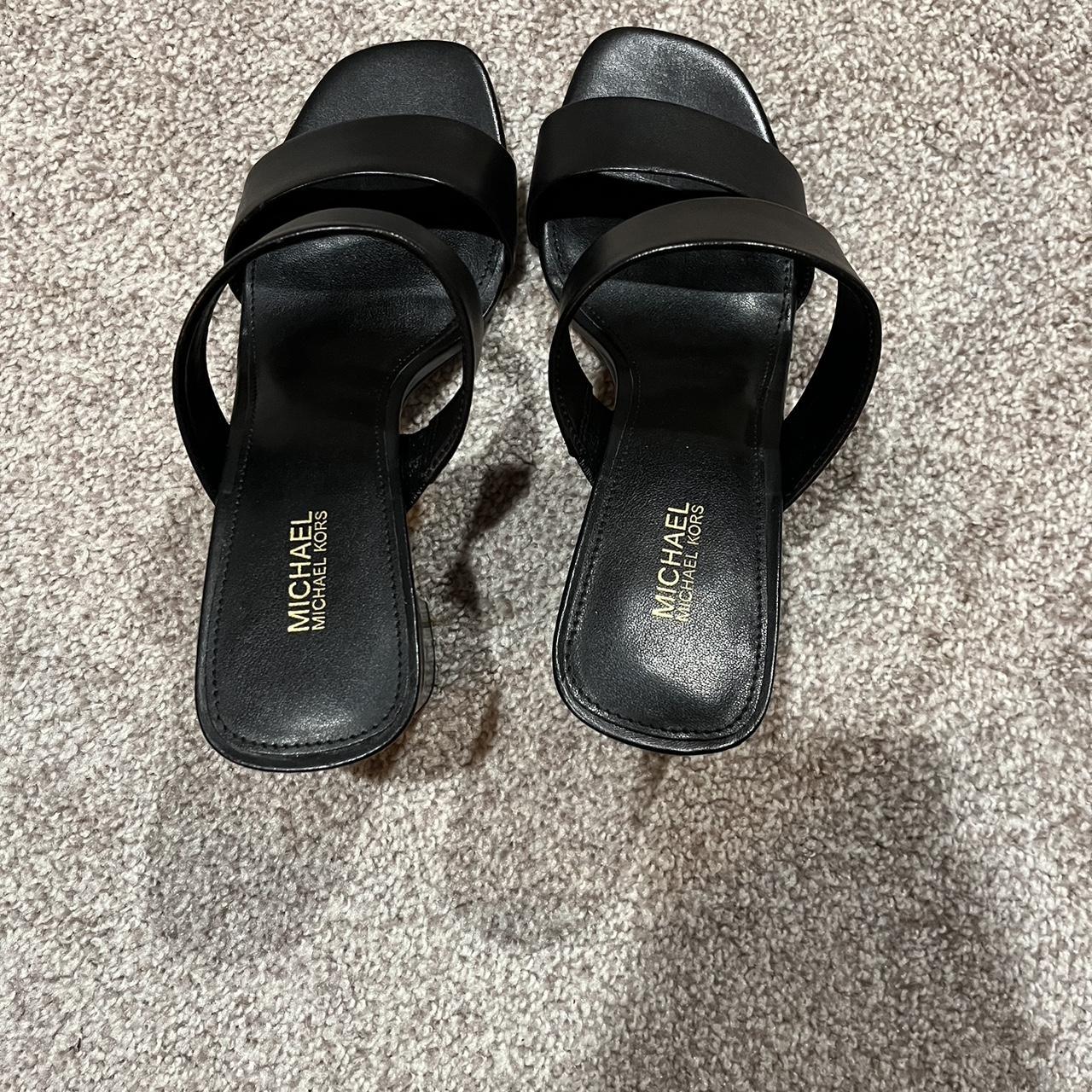 Michael Kors Glenda Slides Leather. Black. 3 1 4