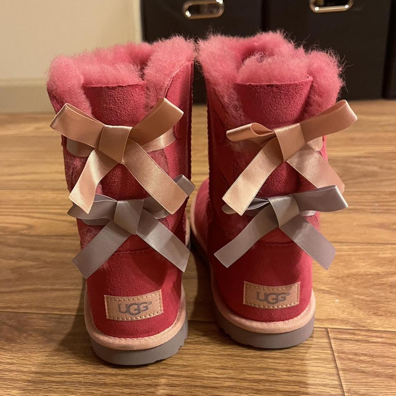 Ugg bailey bow 2024 pink azalea