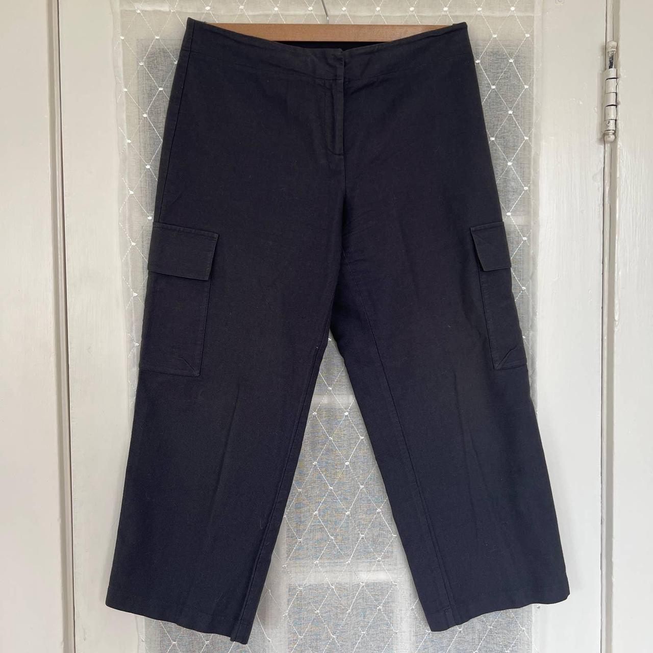 Eileen Fisher Women's Grey and Black Trousers | Depop