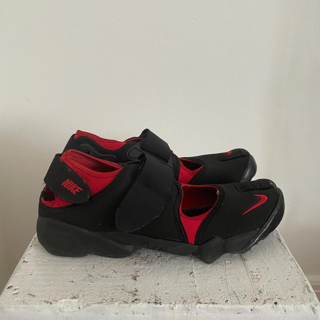 mens nike air rift trainers