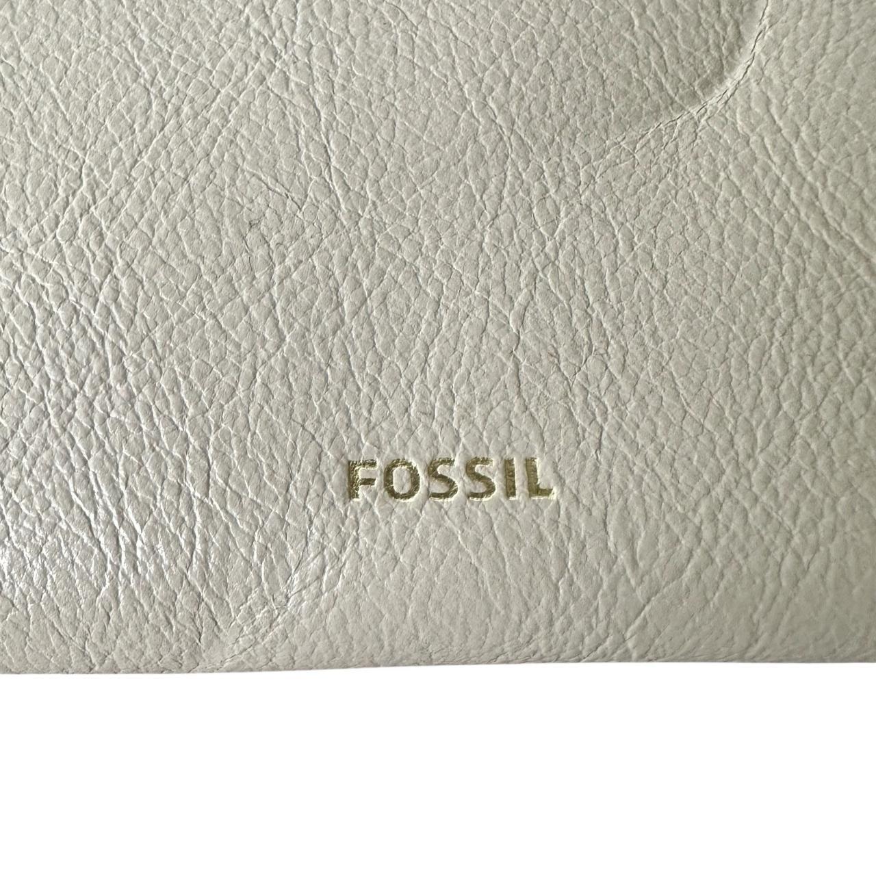 Fossil Women's Wallets - Cream – Fossil Logan Wal… - image 8