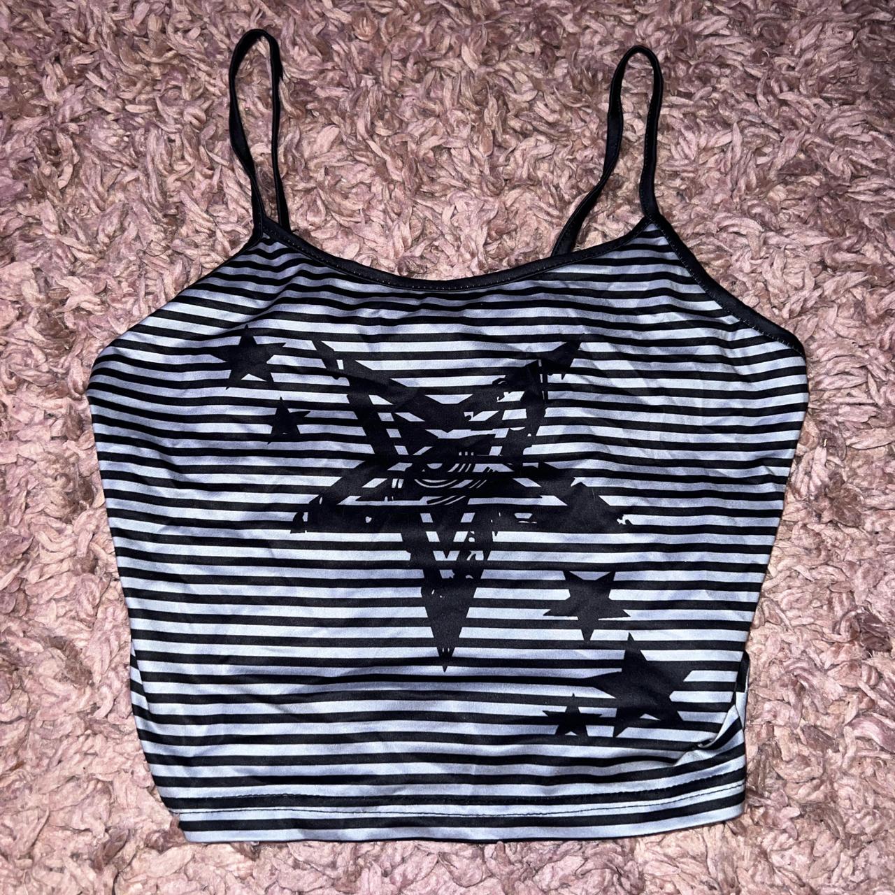 item listed by sqvelise