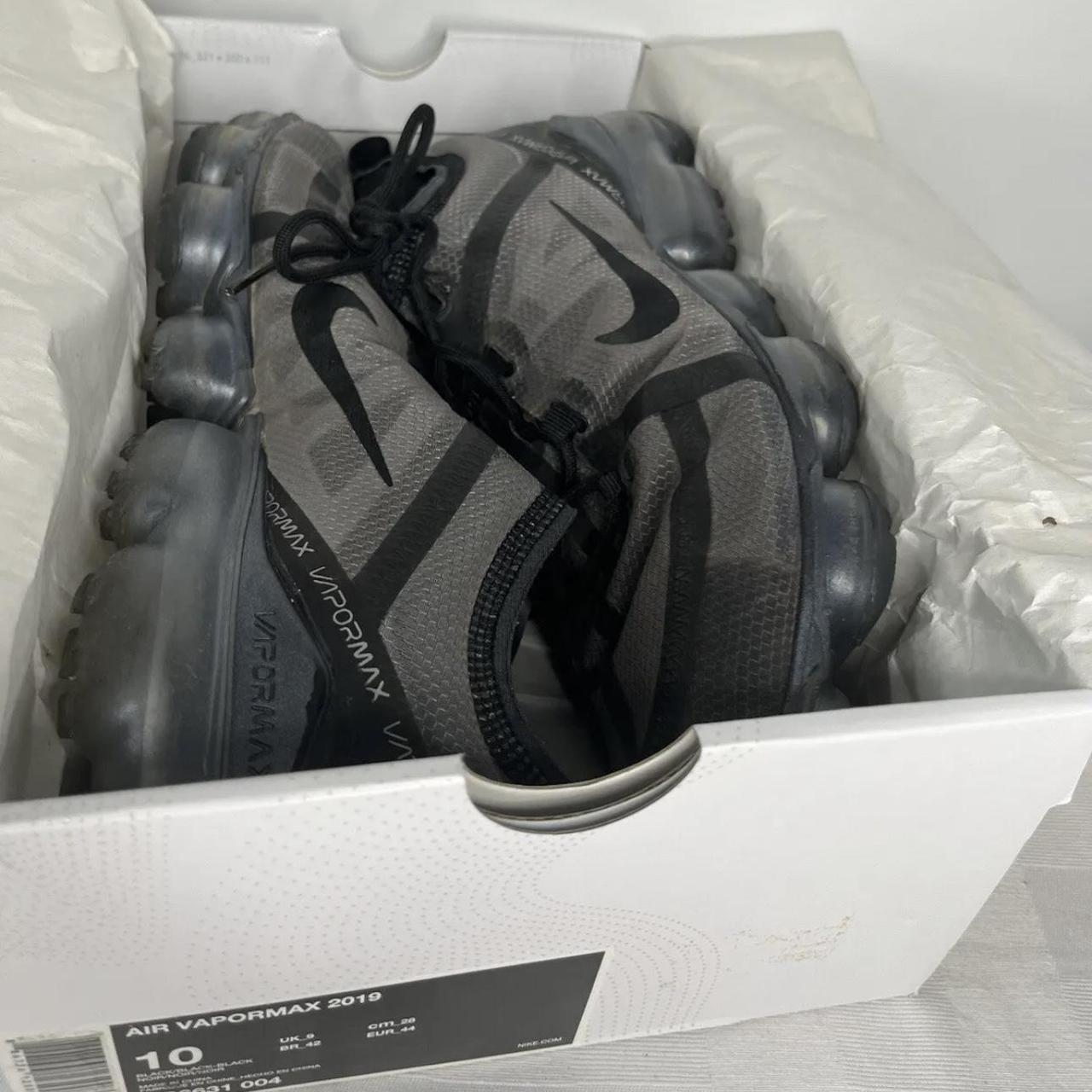 triple black vapourmax
