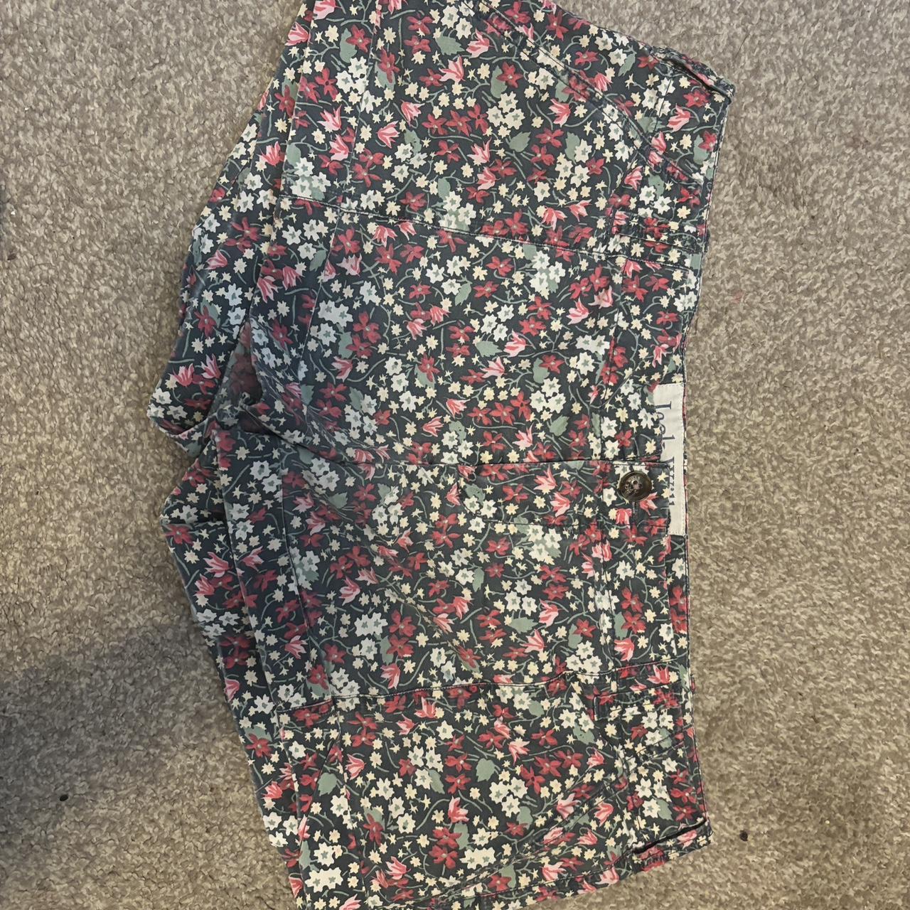 item listed by gra2e