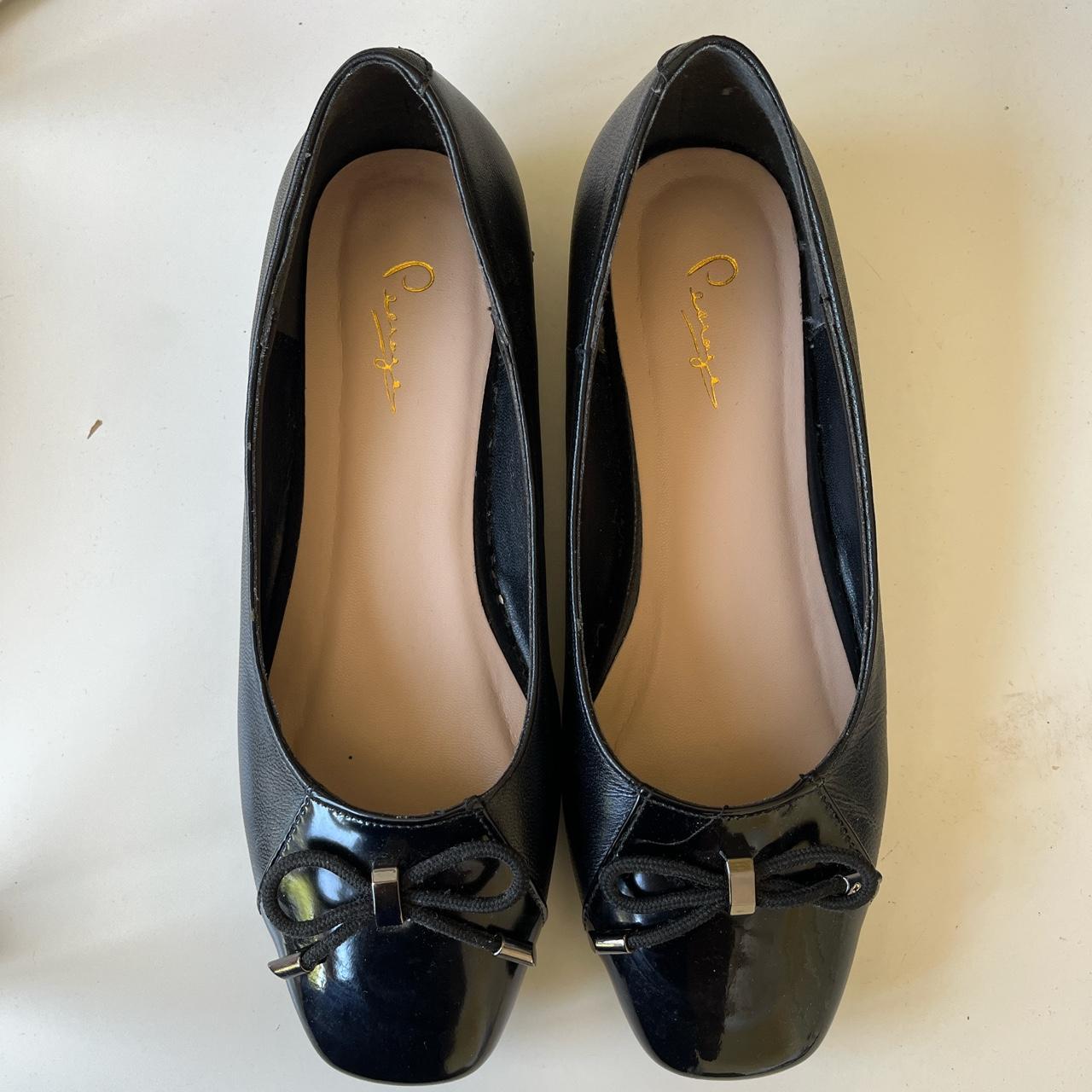 Women's Black Ballet-shoes | Depop