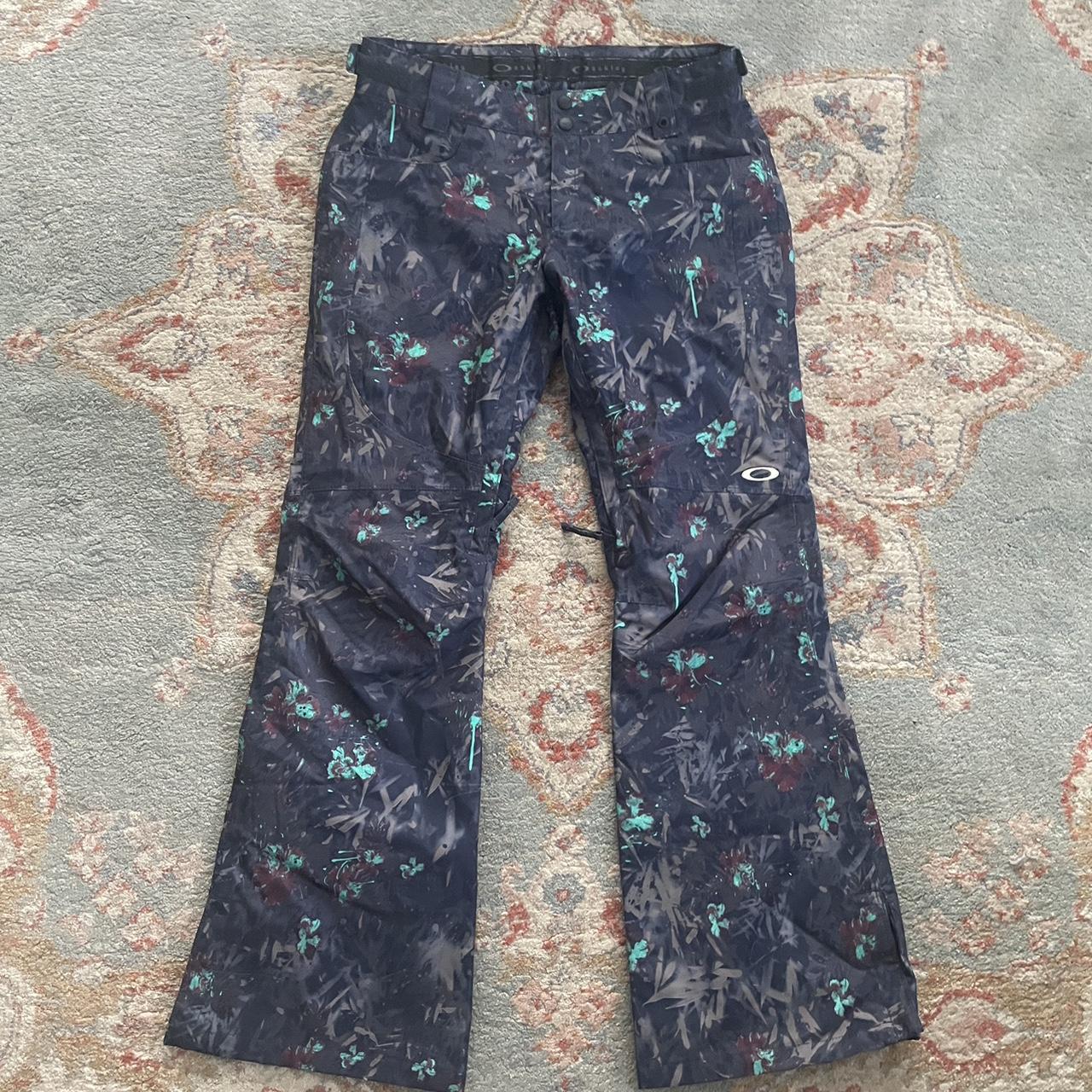 Oakley Snowboard/Ski pants Navy/Green/Purple - Depop