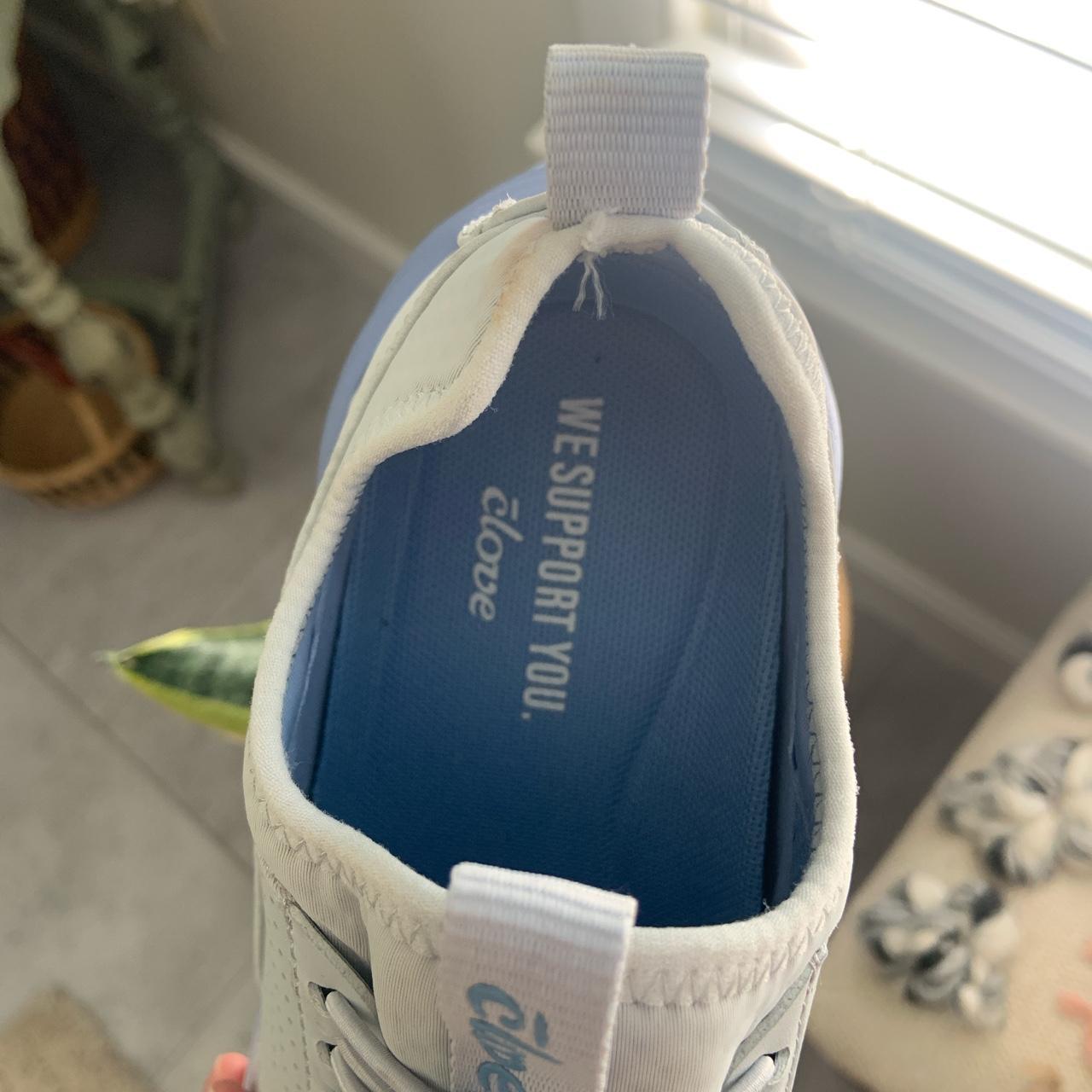 Clove tennis shoes! In stunning condition. Only flaw... Depop