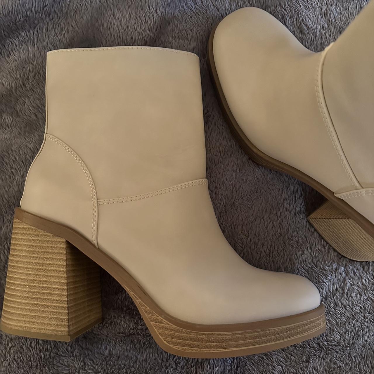 Target Women's Cream and White Boots Depop