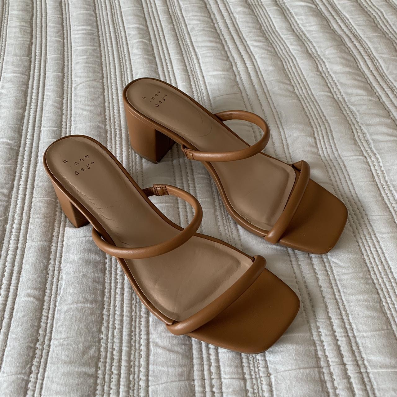 A New Day Women's Tan and Brown Sandals
