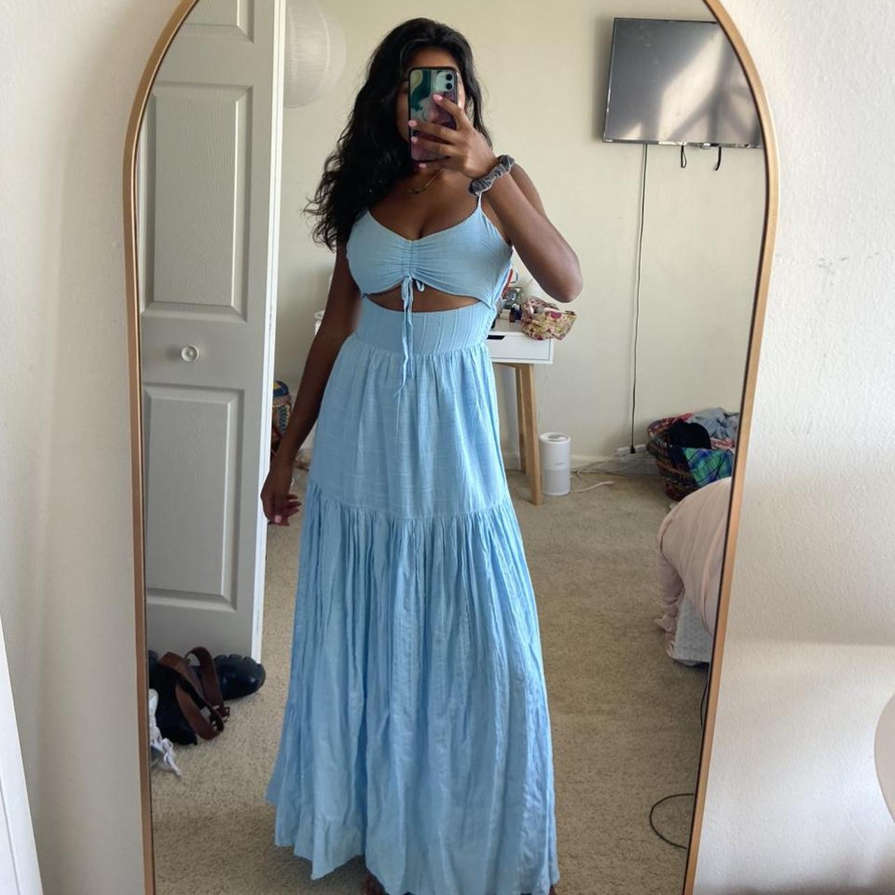 Light blue flowy maxi dress best sale