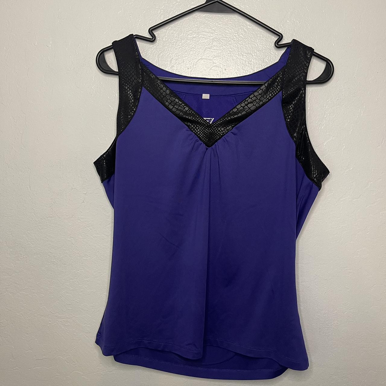 Tail Women's Vest Depop