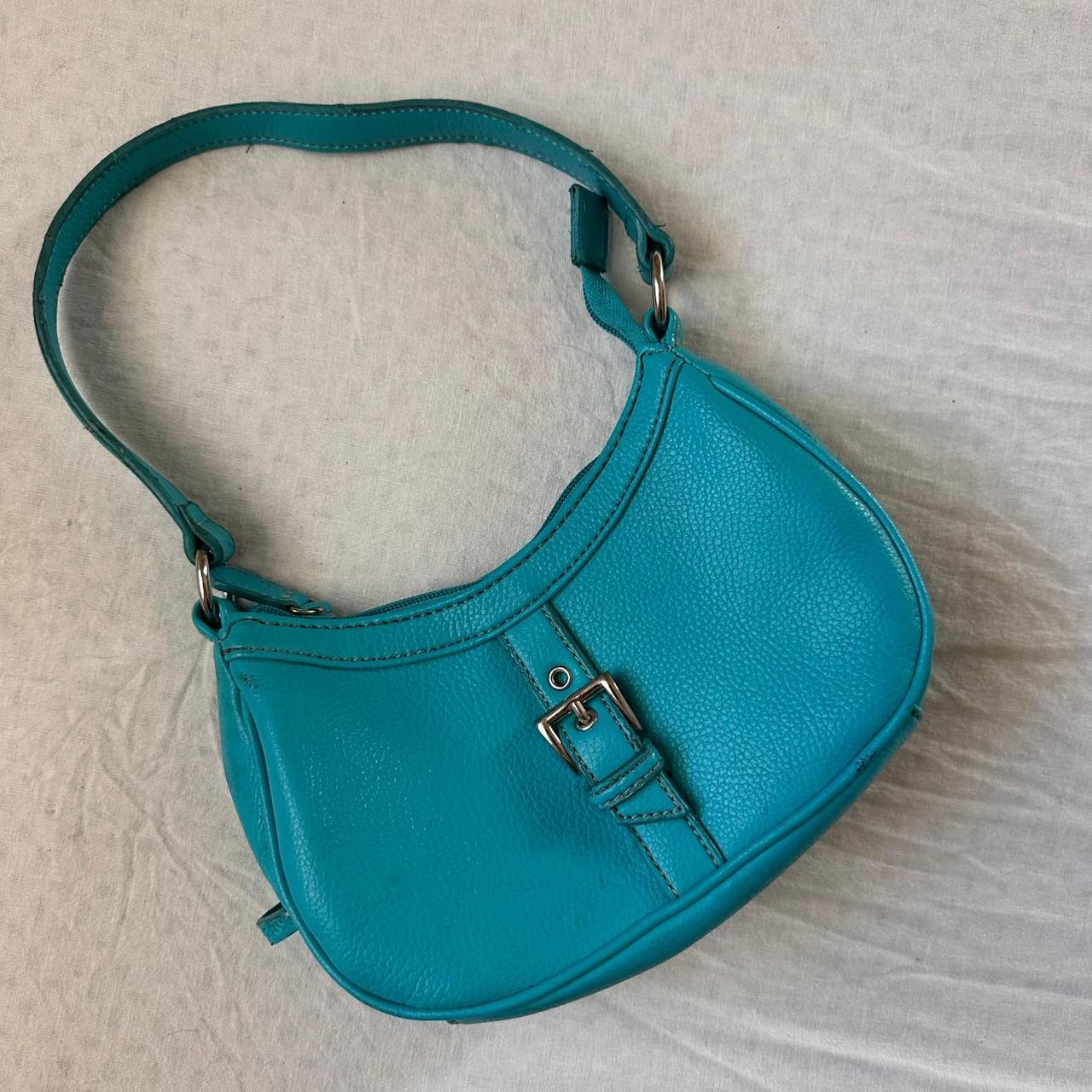 item listed by whytwokaythrift