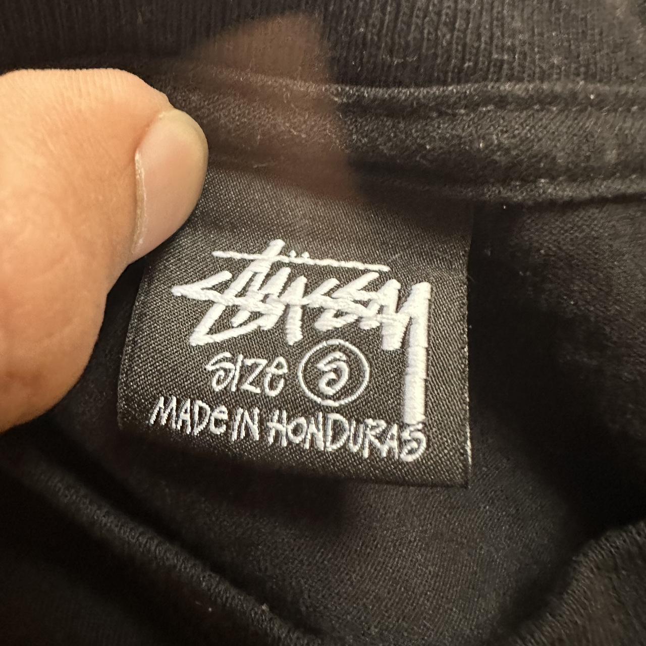 Stüssy Men's Black and White T-shirt | Depop