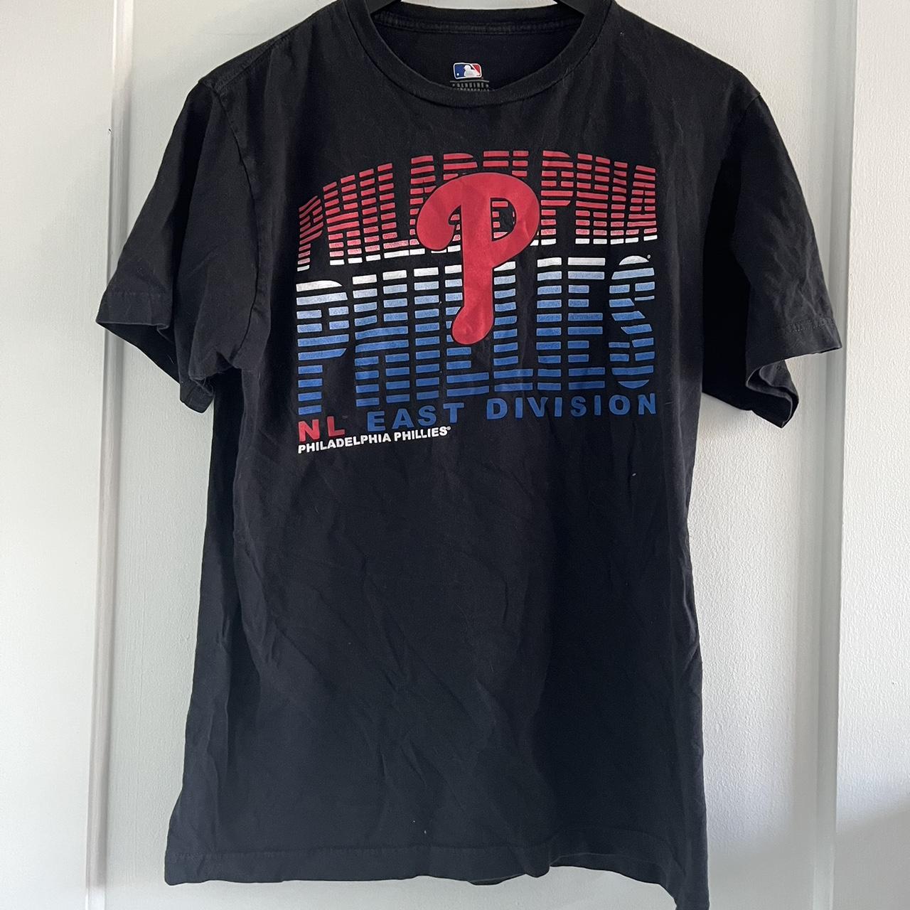 Philadelphia Phillies T-shirt black with red white - Depop