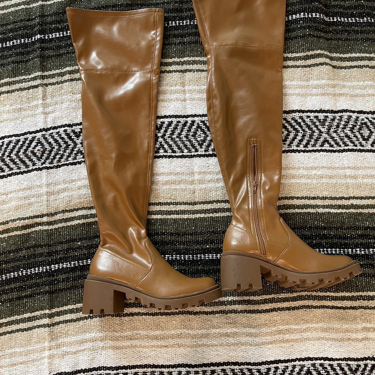 Women's Tan Boots Depop