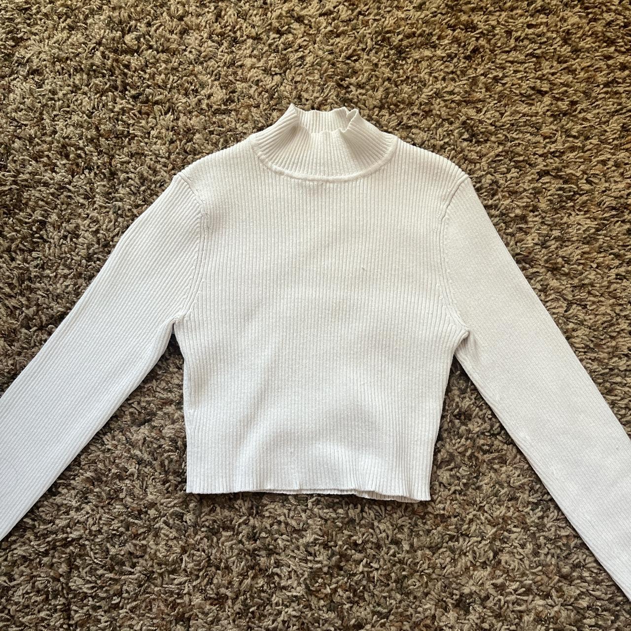 H&M long sleeve ribbed turtle neck cropped sweater!... - Depop