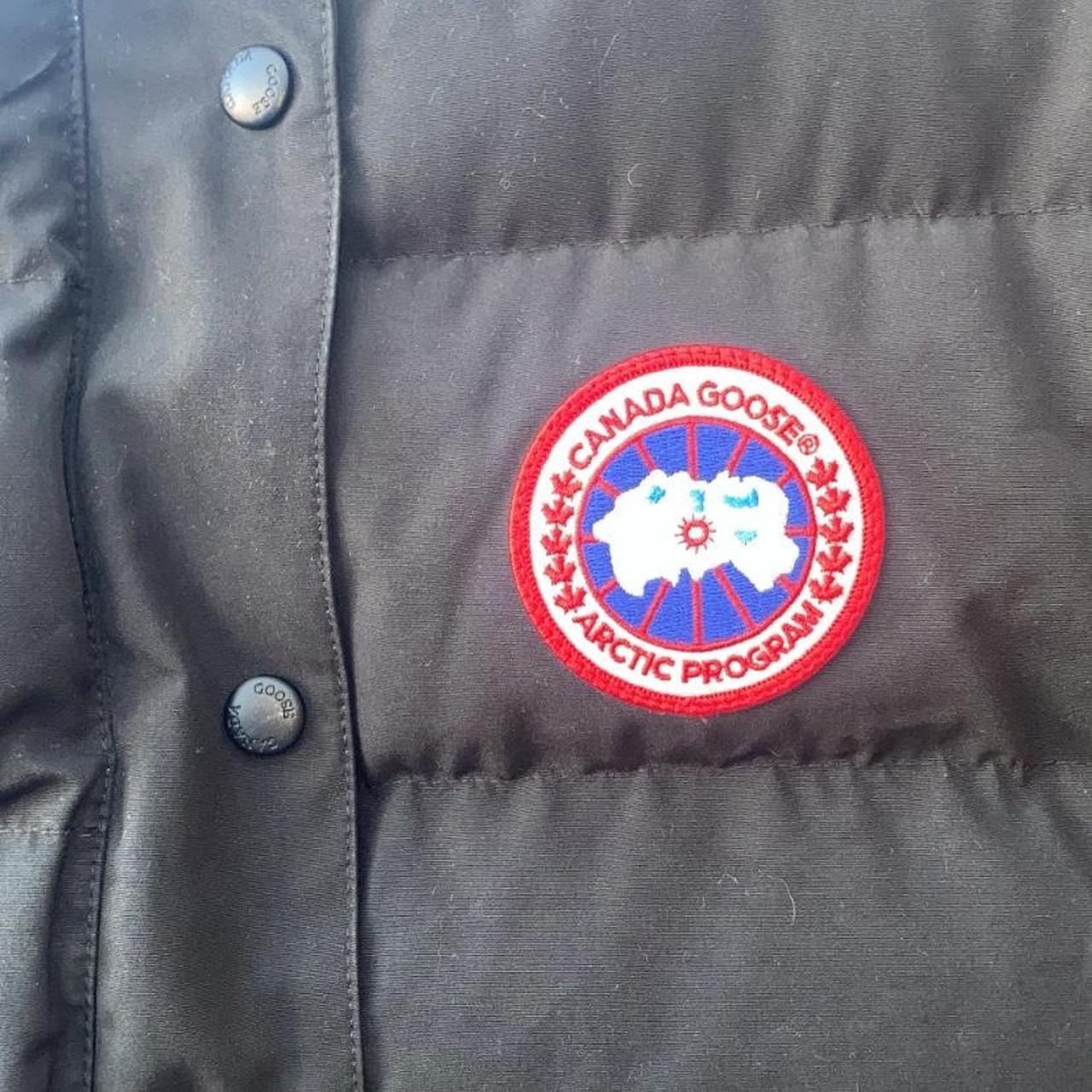 Woman’s Canada goose body warmer, really good... - Depop