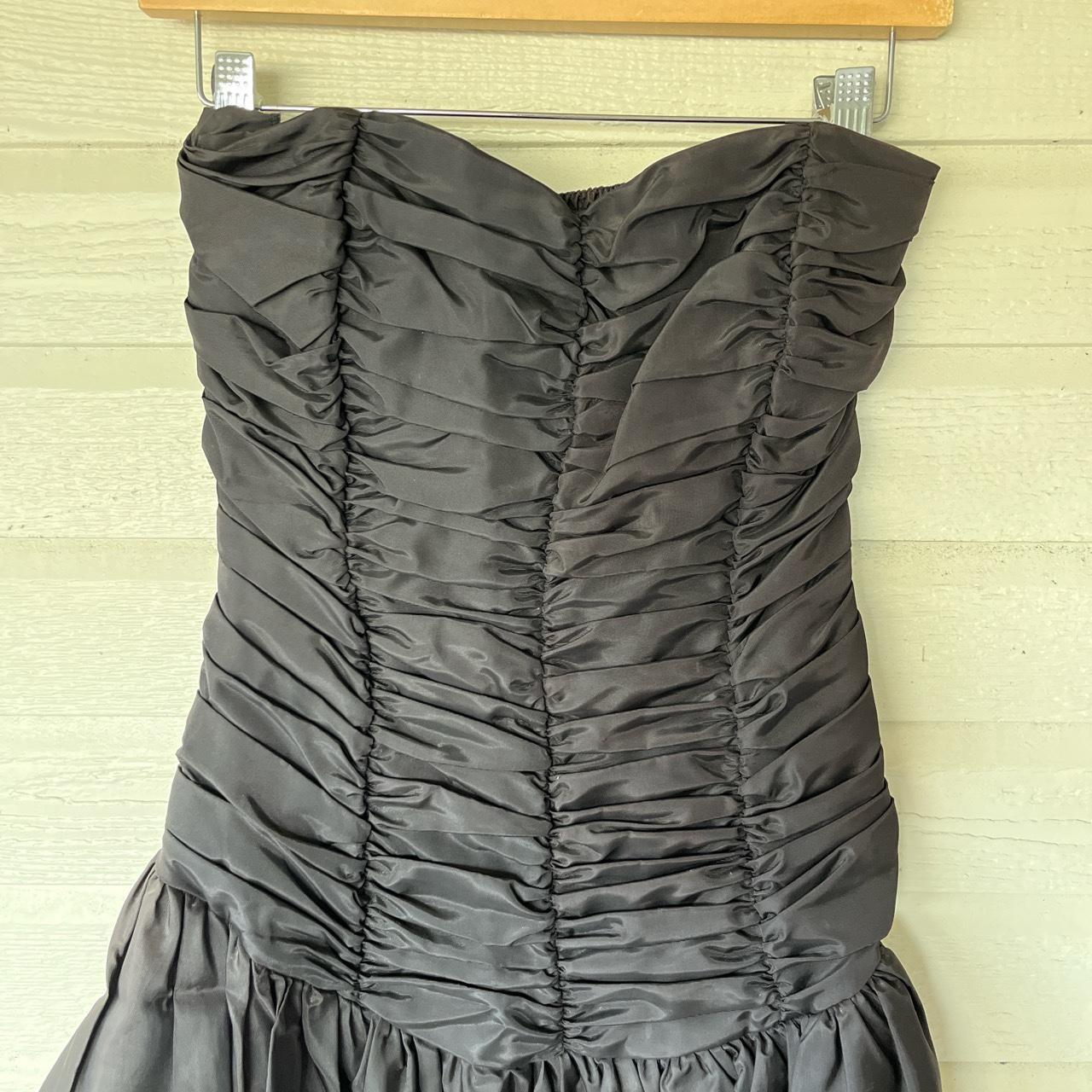 Retro strapless ruffle mini dress from the 80s (?)... - Depop
