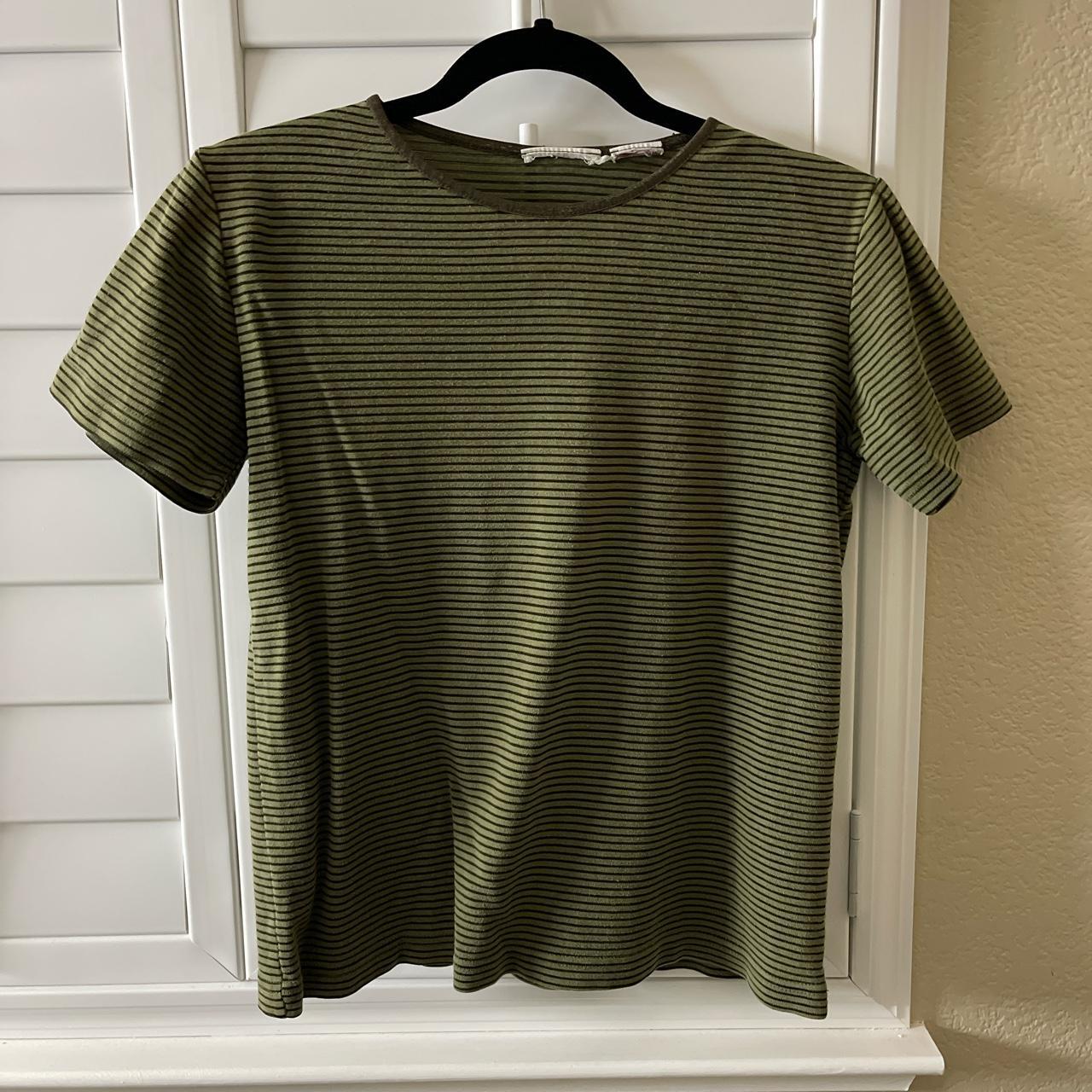 Green and brown striped tee Size: unknown but can... - Depop
