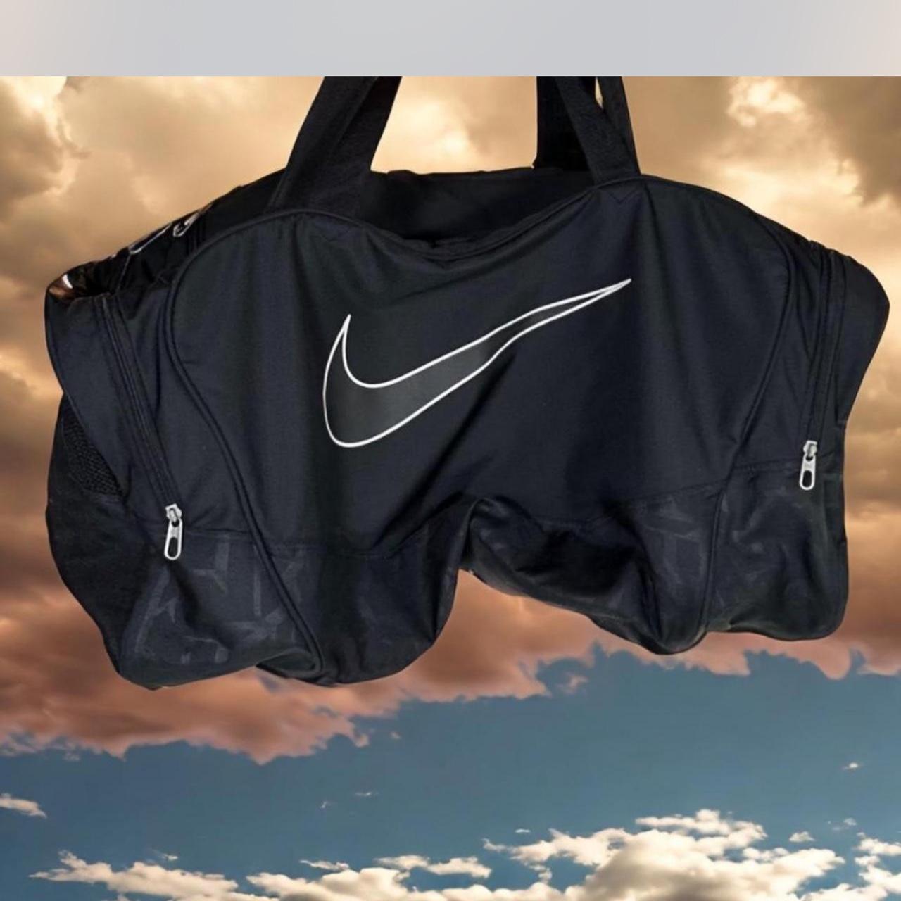 Big nike bag best sale