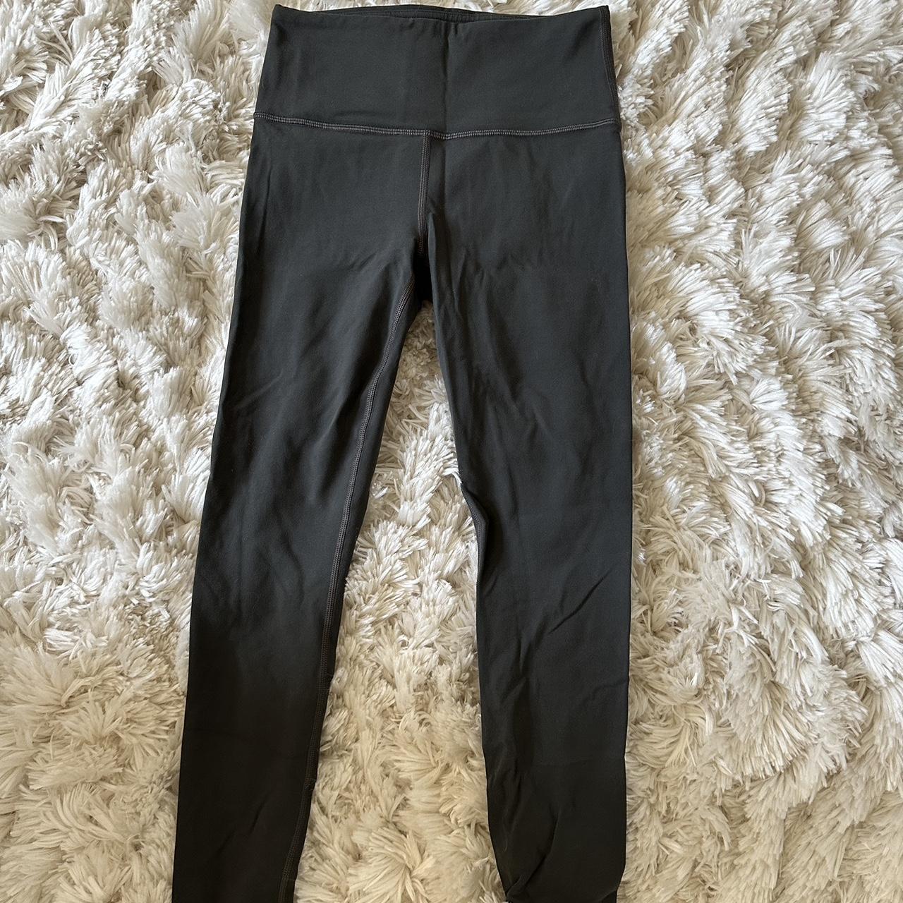 Athleta charcoal leggings - Depop