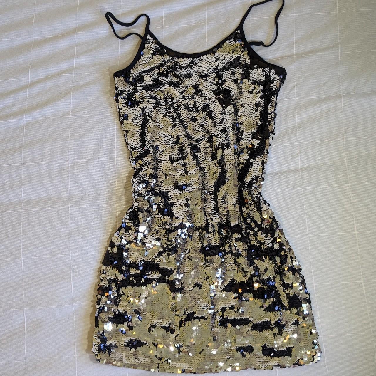 Avec - Silver Sequin Mini Spaghetti Strap Dress Size - Depop