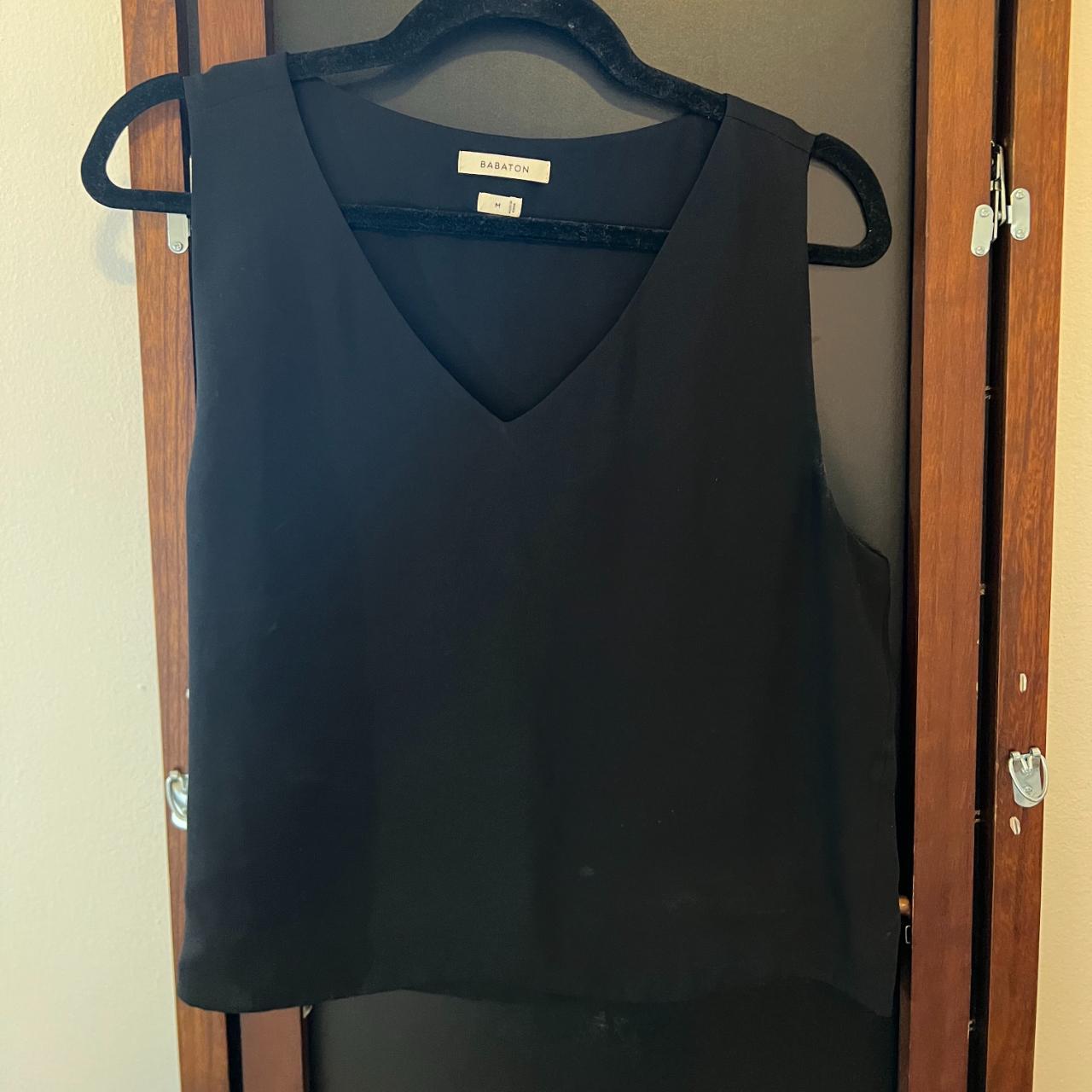 Aritzia Women's Black Vest | Depop