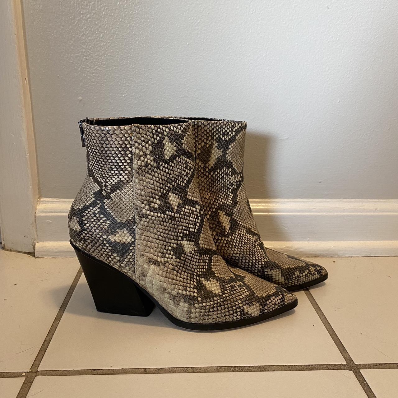 Dolce vita snakeskin store boots