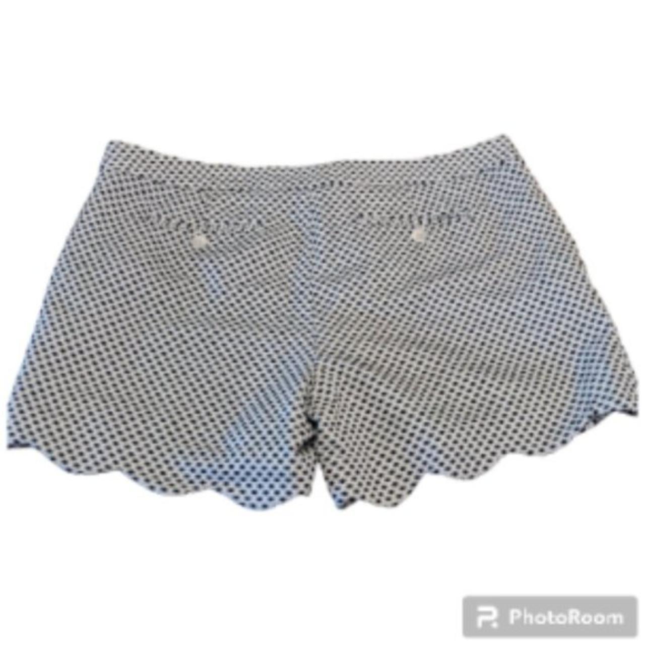 Women's Black and White Shorts Depop