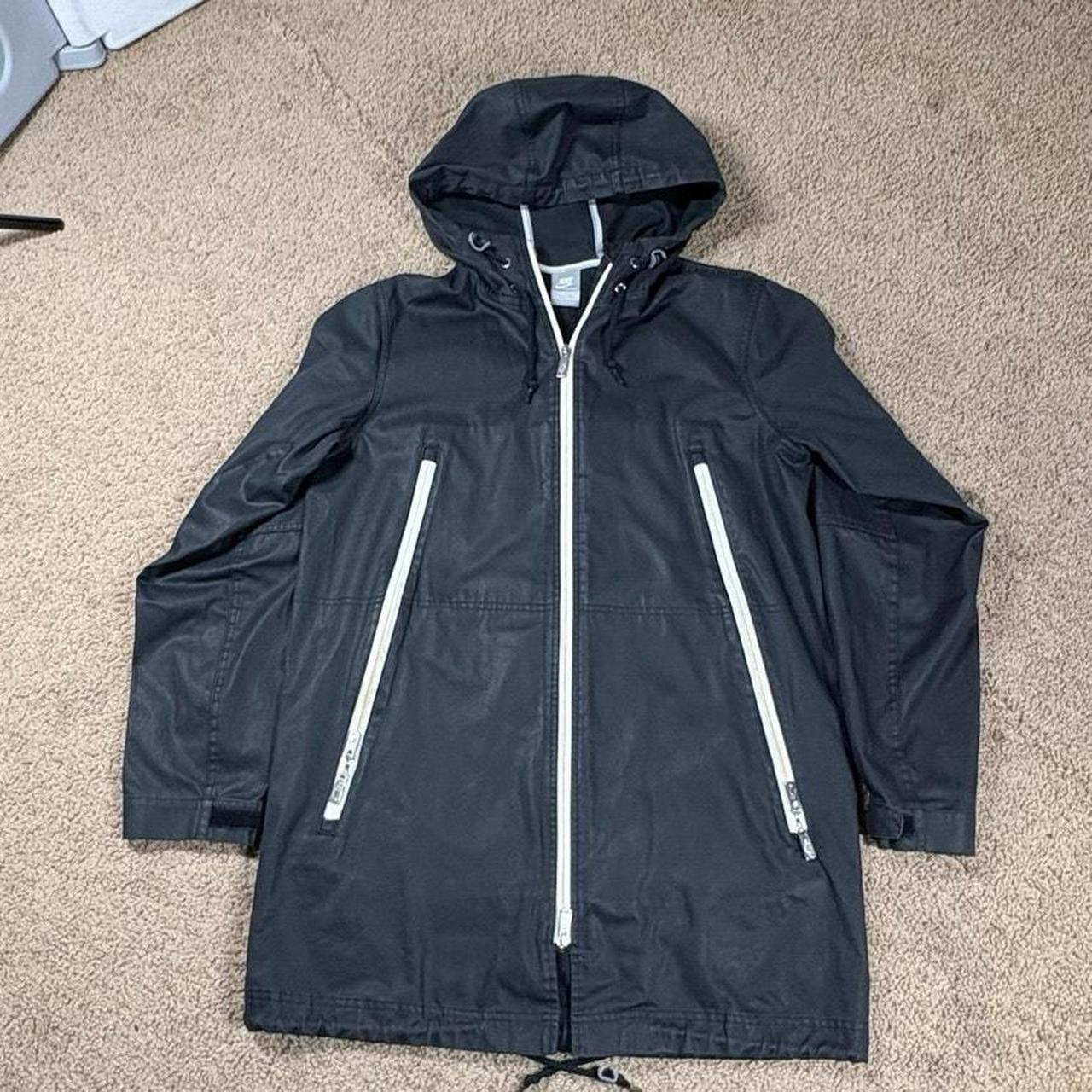 nike raincoat black and white