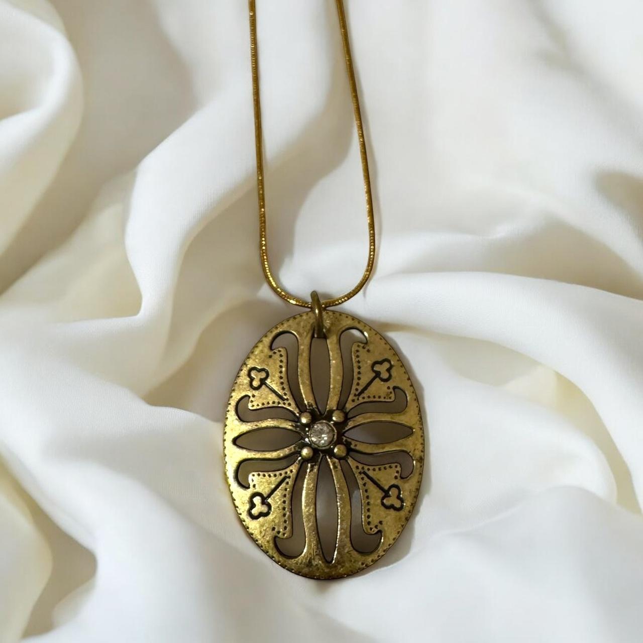 item listed by hemlockthrift