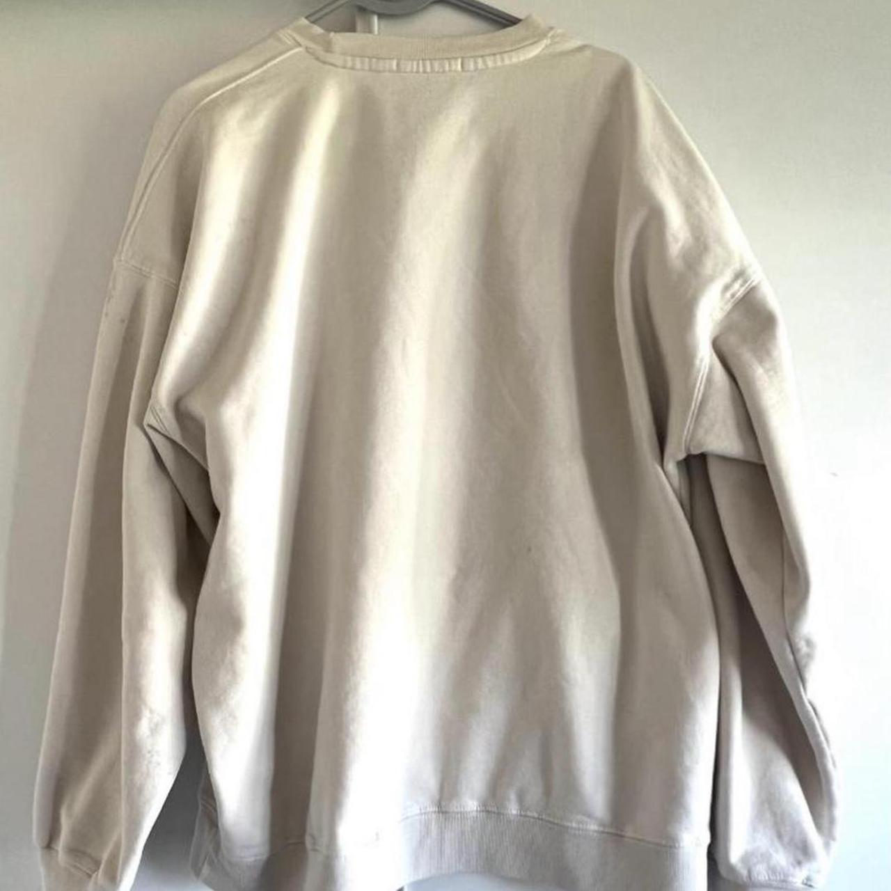 Brandy Melville - Brandy Melville narragansett sweat