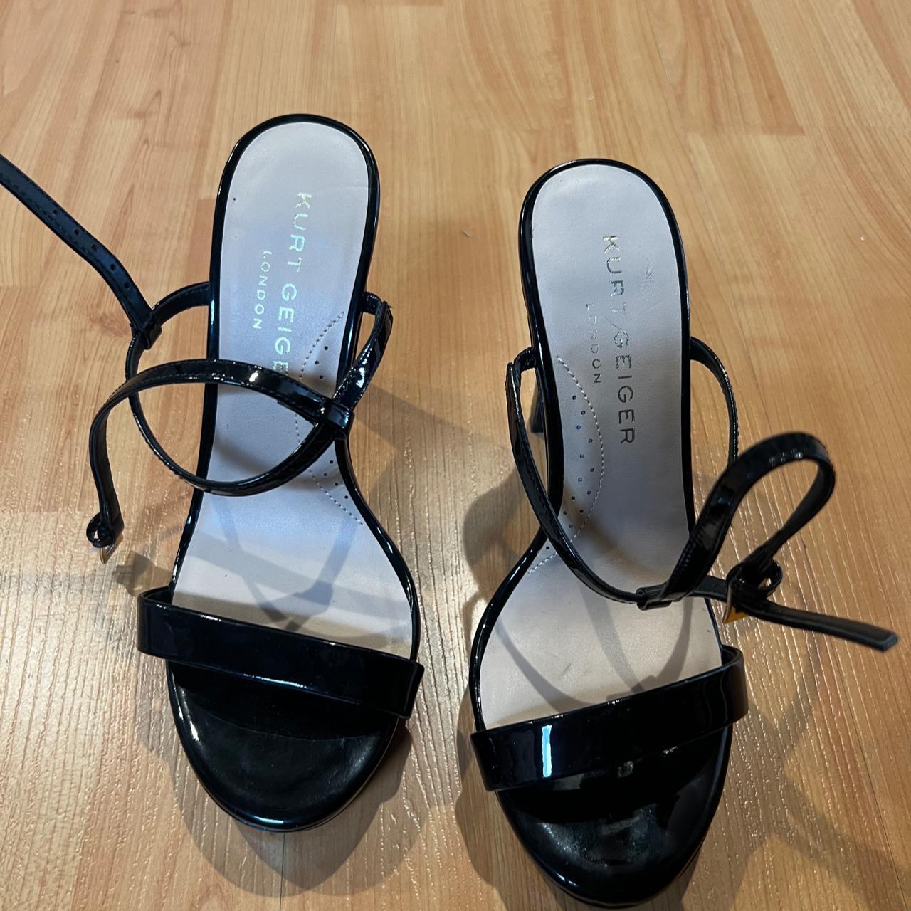 Kurt Geiger Women's Black Courts | Depop