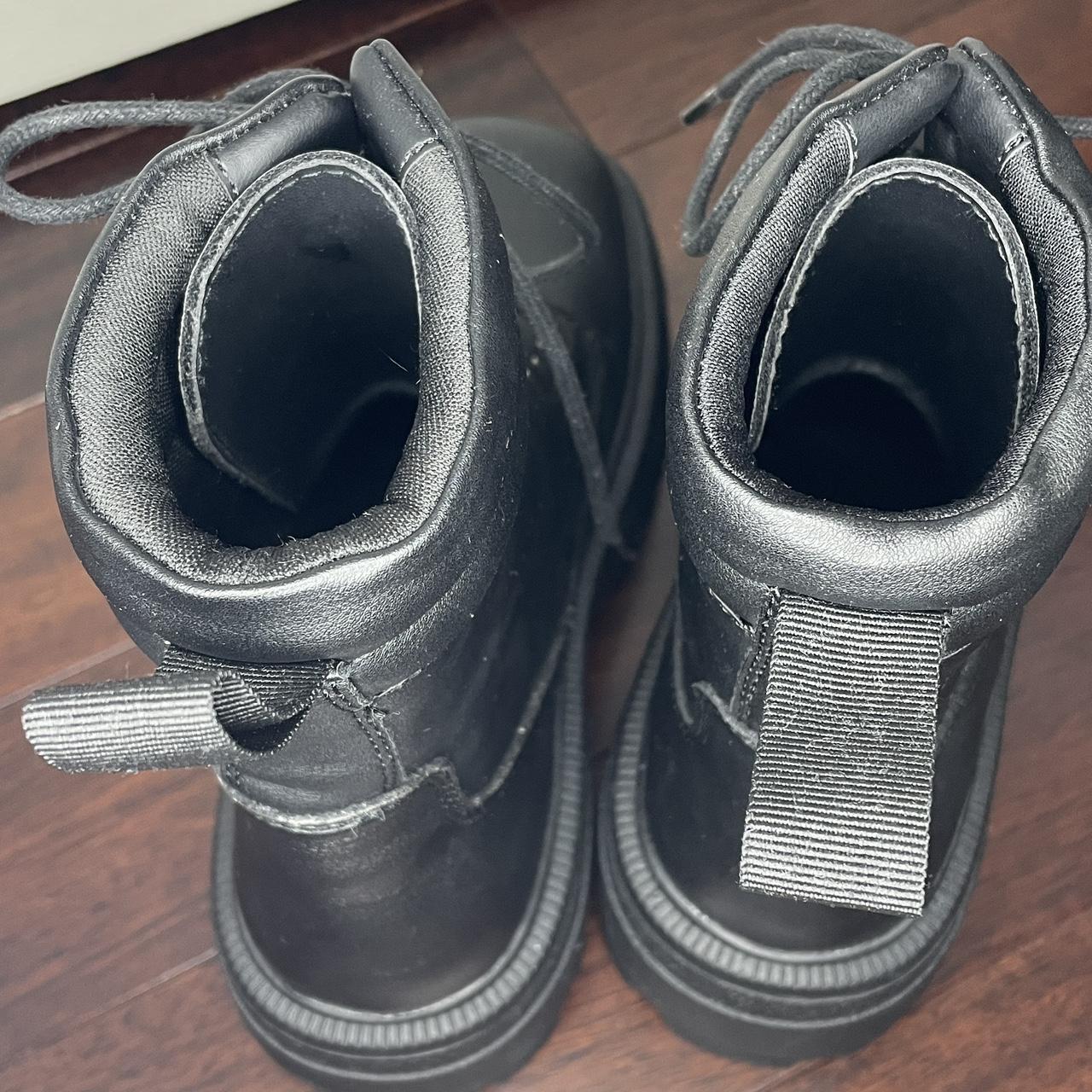 Forever 21 Men's Black Boots | Depop